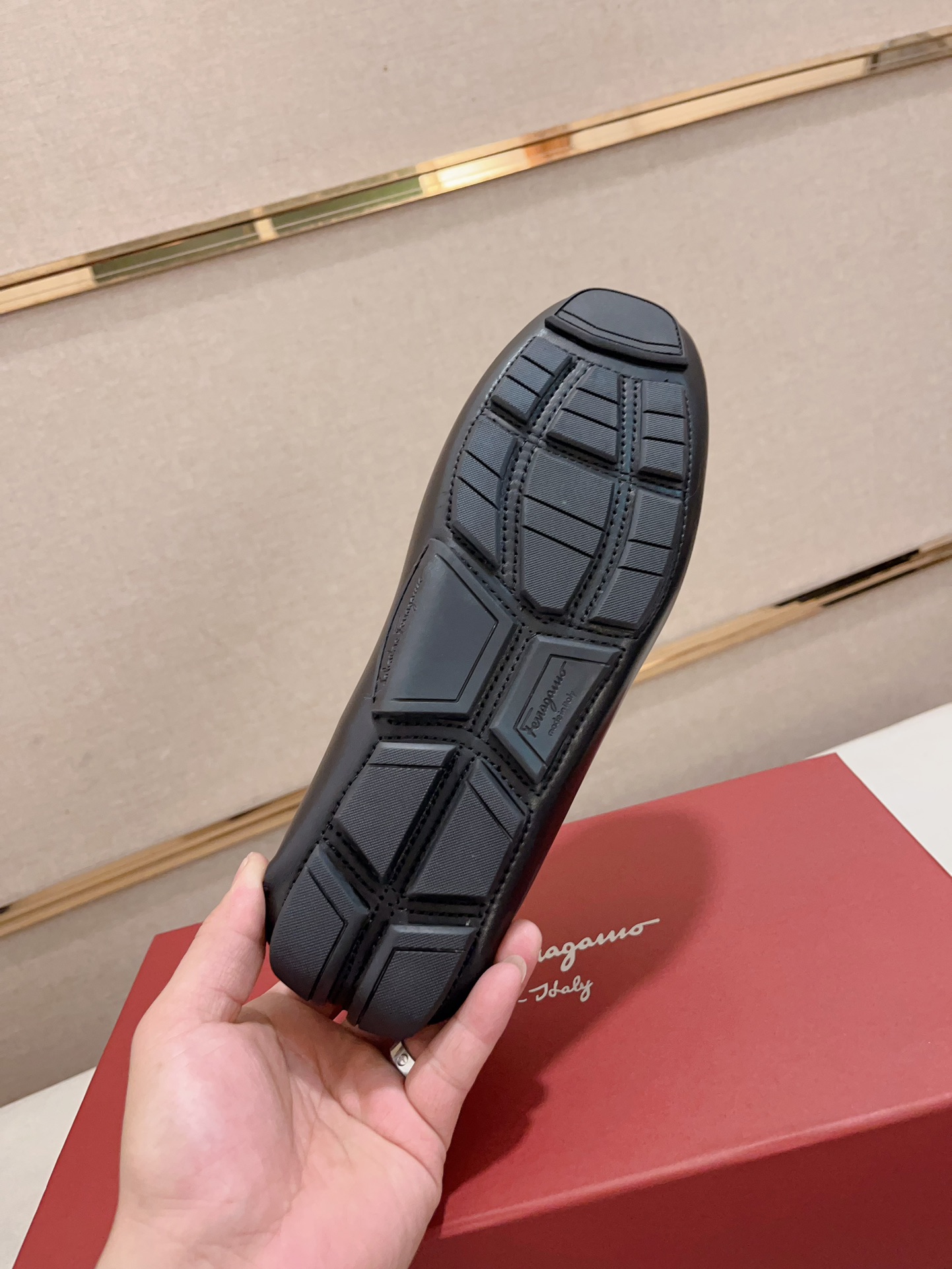 precio de fábrica: alta versión de Ferragamo (ferragamo) de calidad! ¡Exclusivos modelos explosivos 