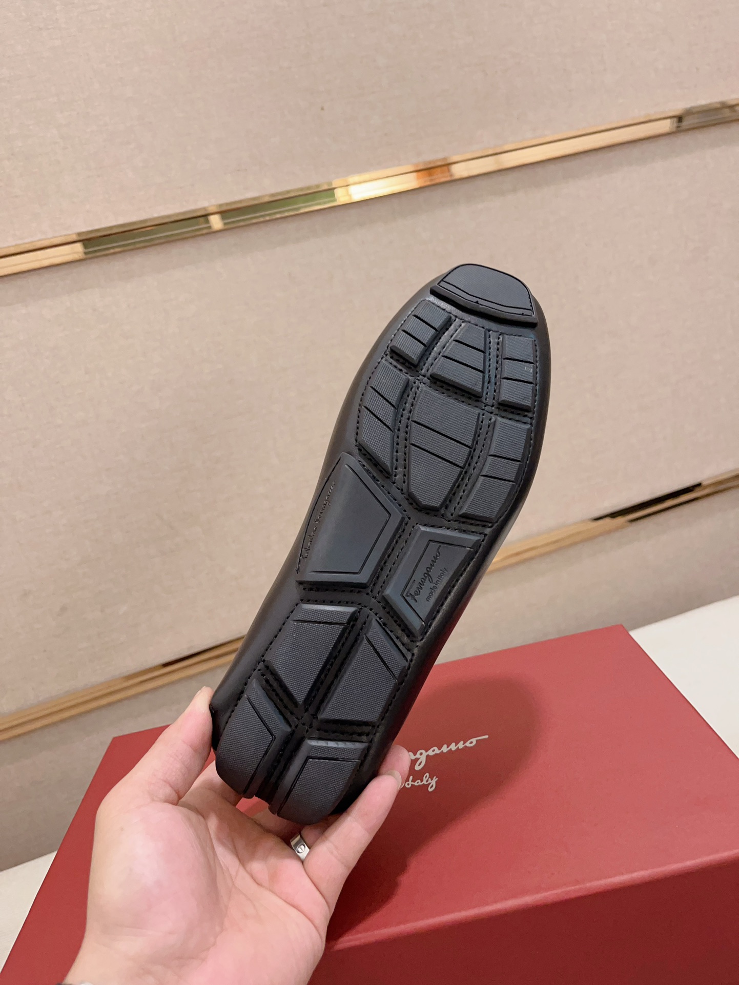 precio de fábrica: alta versión de Ferragamo (ferragamo) de calidad! ¡Exclusivos modelos explosivos 