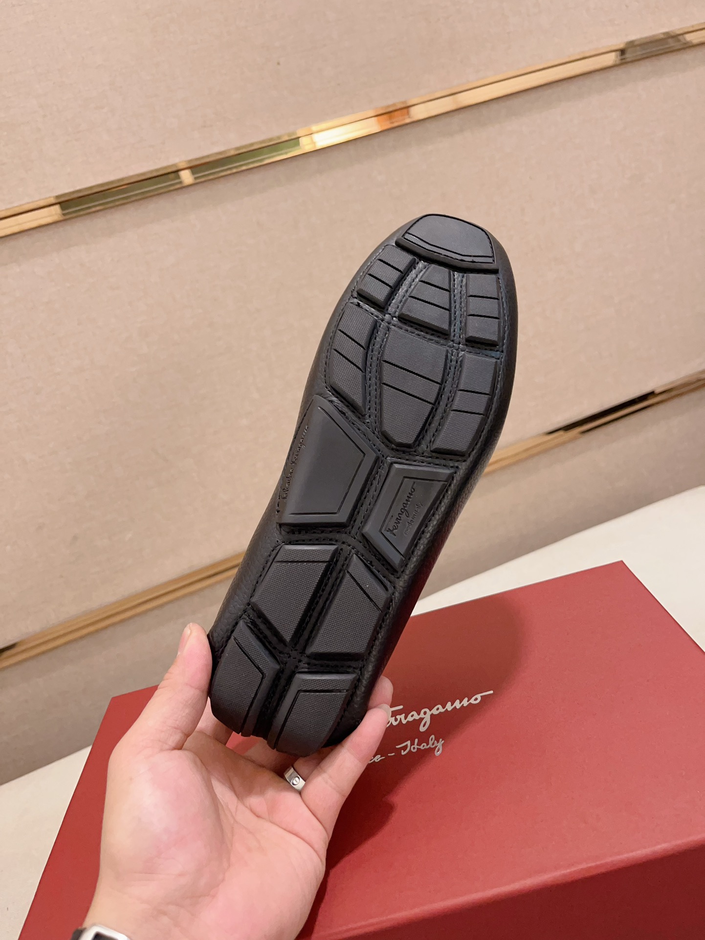 precio de fábrica: alta versión de Ferragamo (ferragamo) de calidad! ¡Exclusivos modelos explosivos 