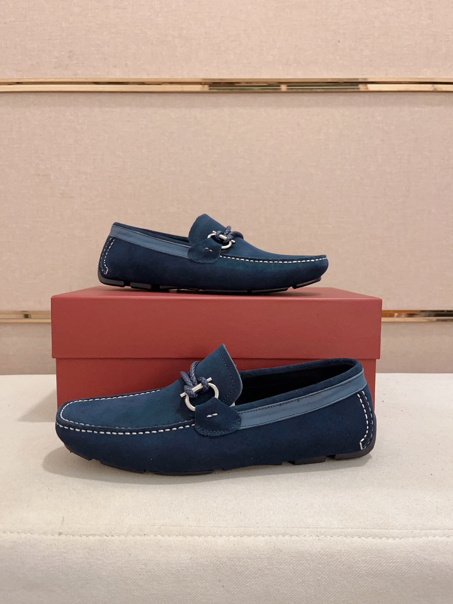 precio de fábrica: alta versión de Ferragamo (ferragamo) de calidad! ¡Exclusivos modelos explosivos 