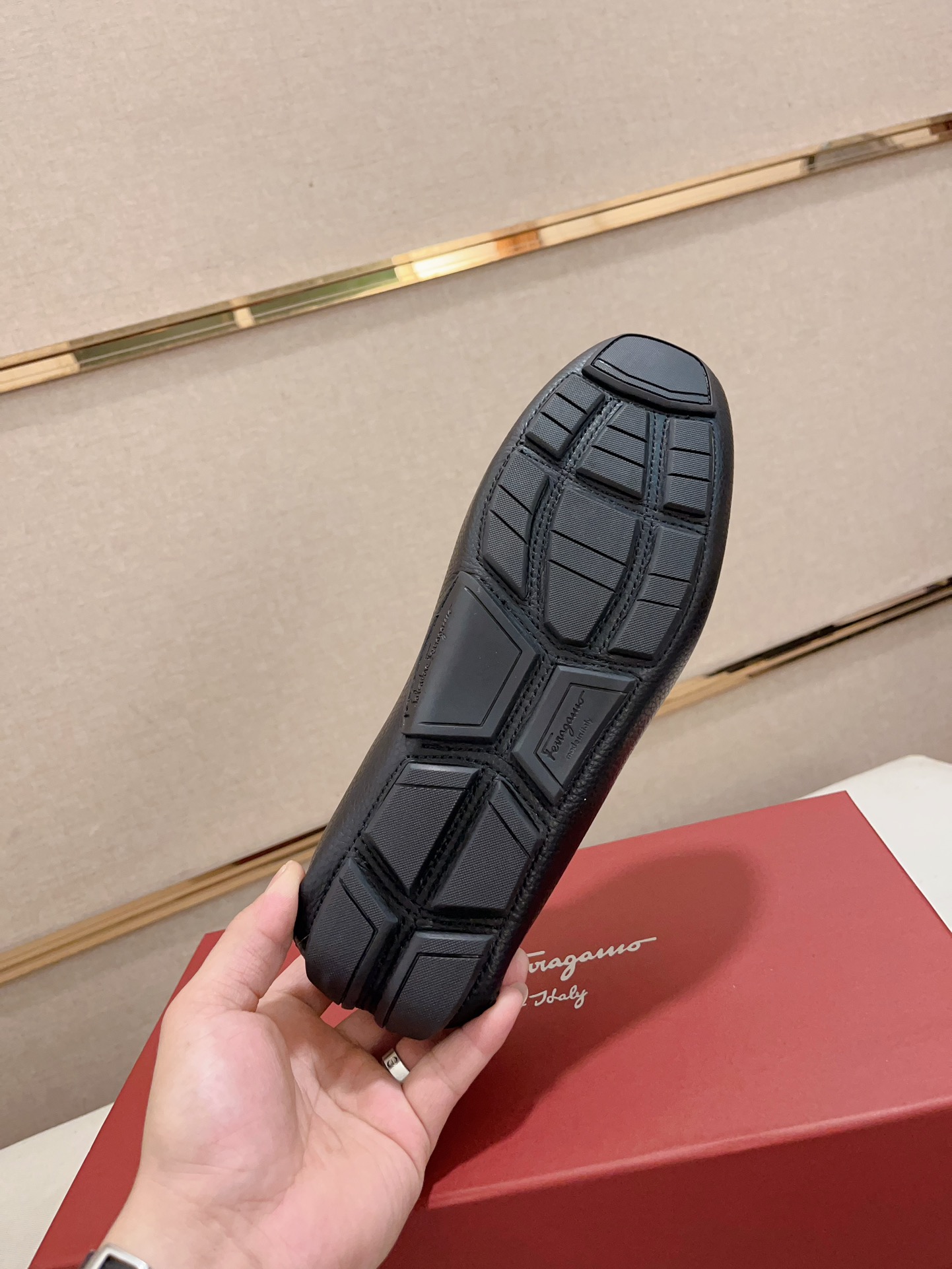 precio de fábrica: alta versión de Ferragamo (ferragamo) de calidad! ¡Exclusivos modelos explosivos 