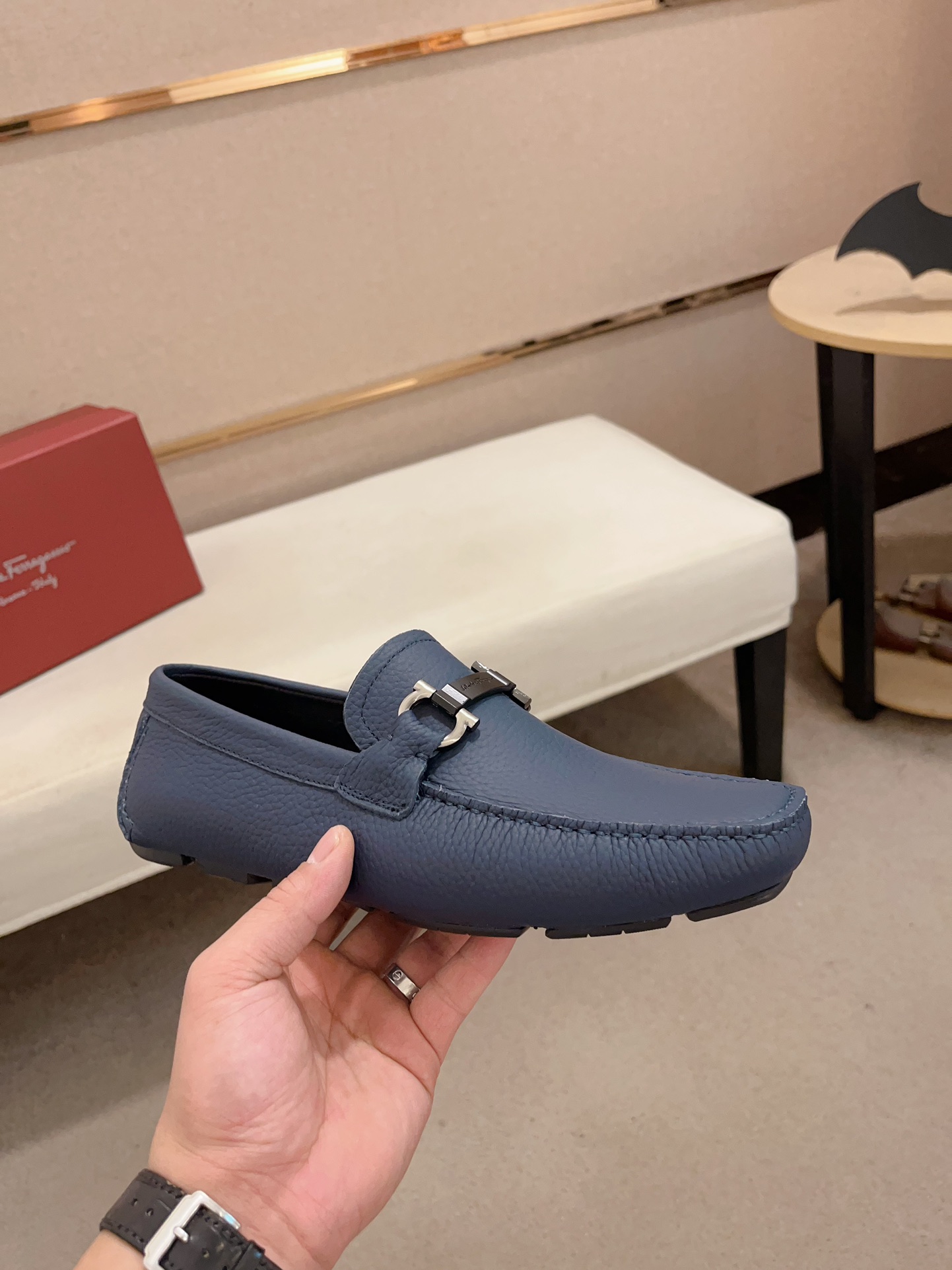 precio de fábrica: alta versión de Ferragamo (ferragamo) de calidad! ¡Exclusivos modelos explosivos 
