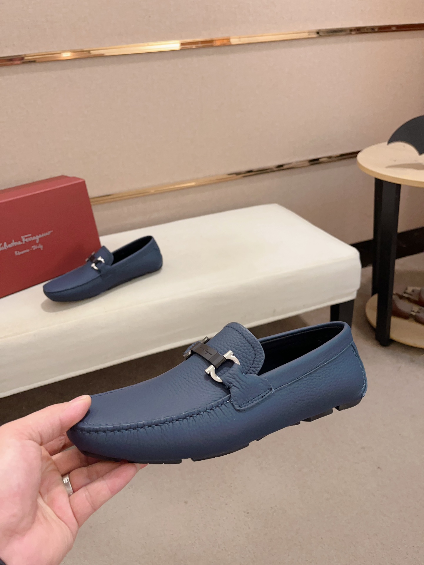 precio de fábrica: alta versión de Ferragamo (ferragamo) de calidad! ¡Exclusivos modelos explosivos 