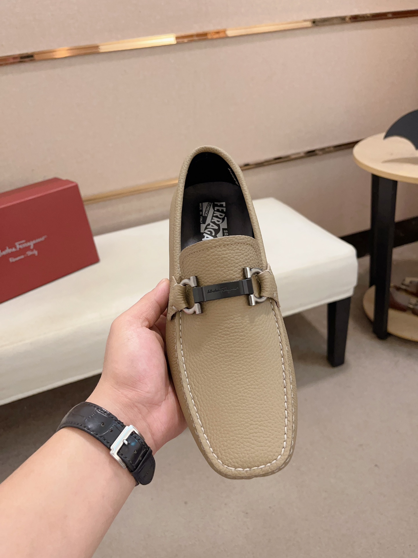 precio de fábrica: alta versión de Ferragamo (ferragamo) de calidad! ¡Exclusivos modelos explosivos 
