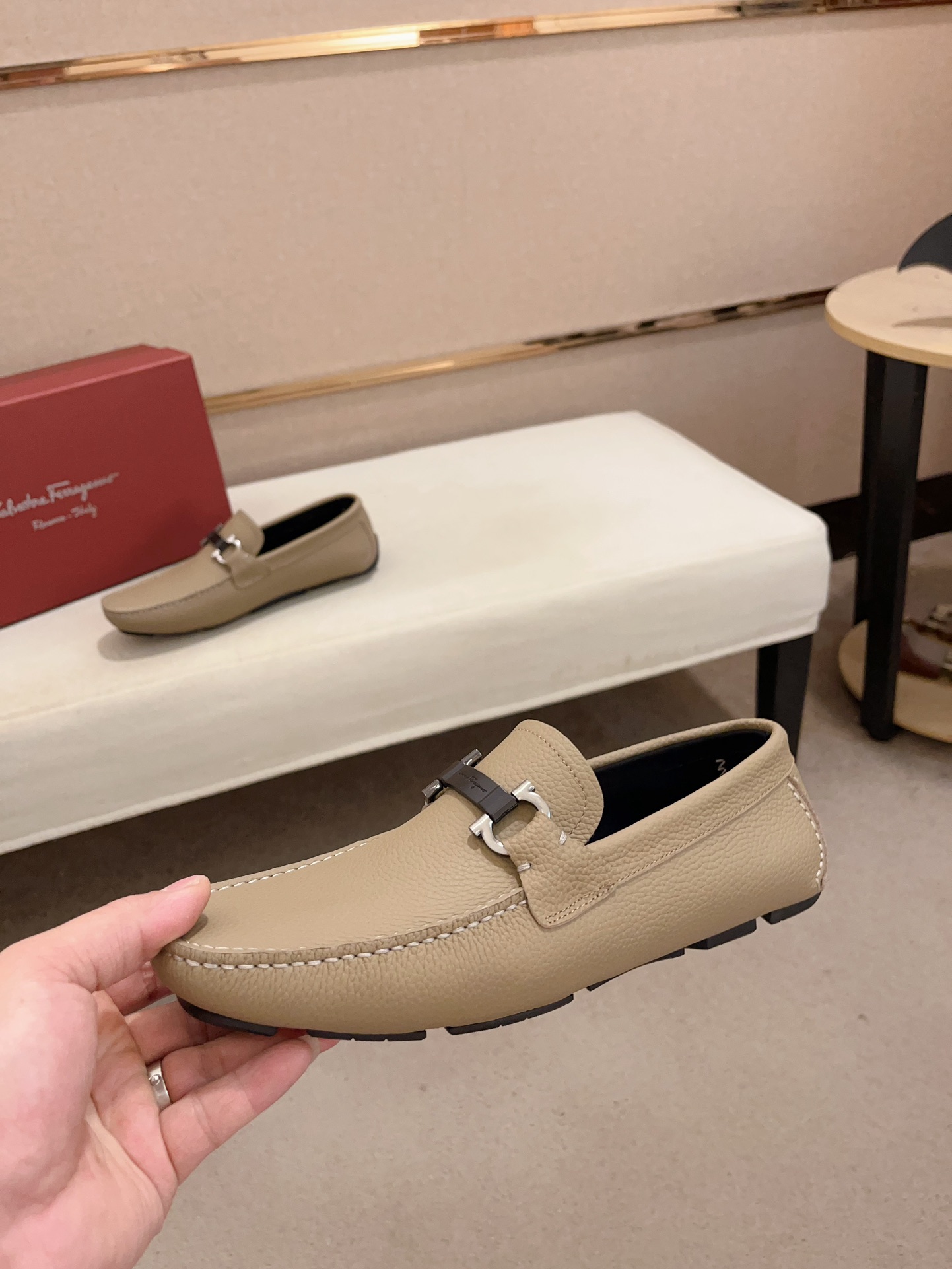 precio de fábrica: alta versión de Ferragamo (ferragamo) de calidad! ¡Exclusivos modelos explosivos 