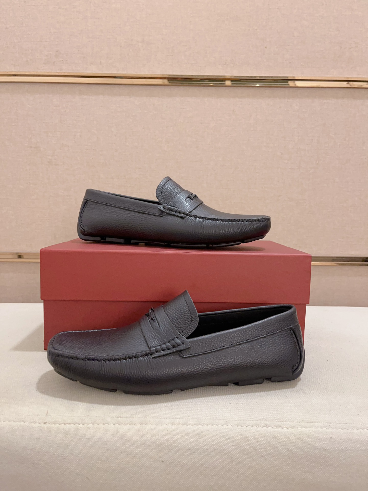 precio de fábrica: alta versión de Ferragamo (ferragamo) de calidad! ¡Exclusivos modelos explosivos 