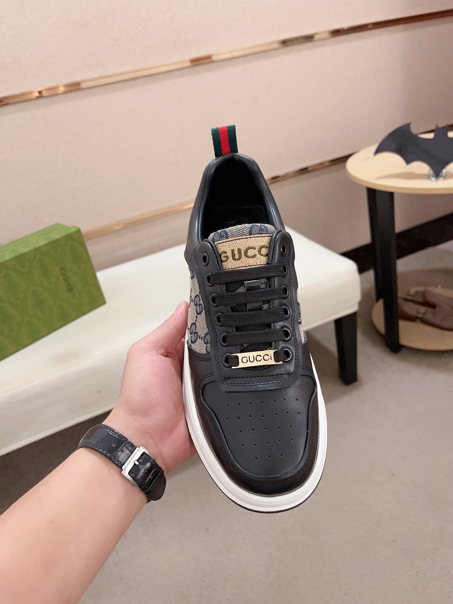 Gucci Men's Ace Leather Sneaker Monogram Casual Fashion Shoes 3 i1721919306 5836 2