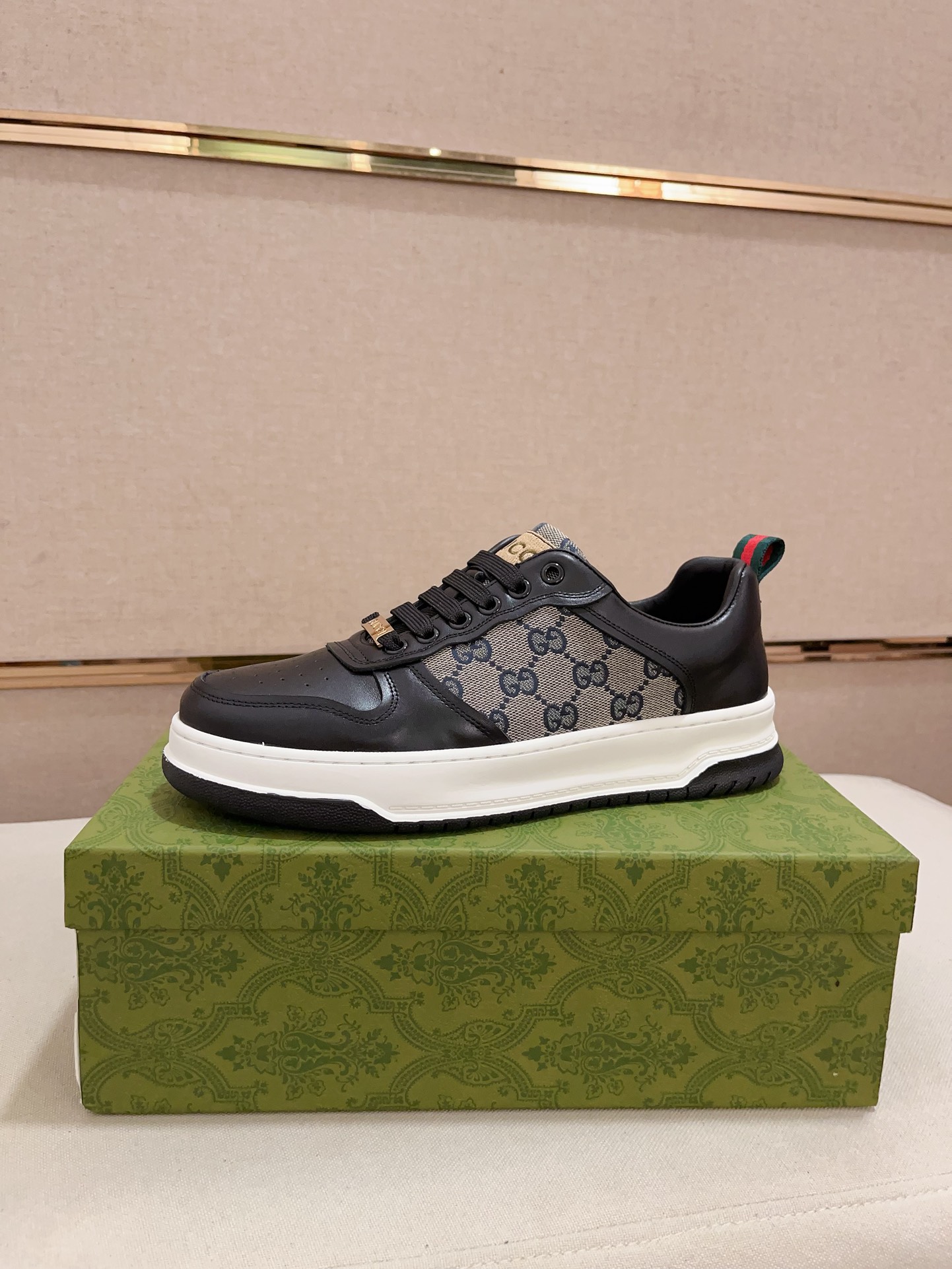 Gucci Men's Ace Leather Sneaker Monogram Casual Fashion Shoes 3 Gucci Men's Ace Leather Sneaker Monogram Casual Fashion Shoes