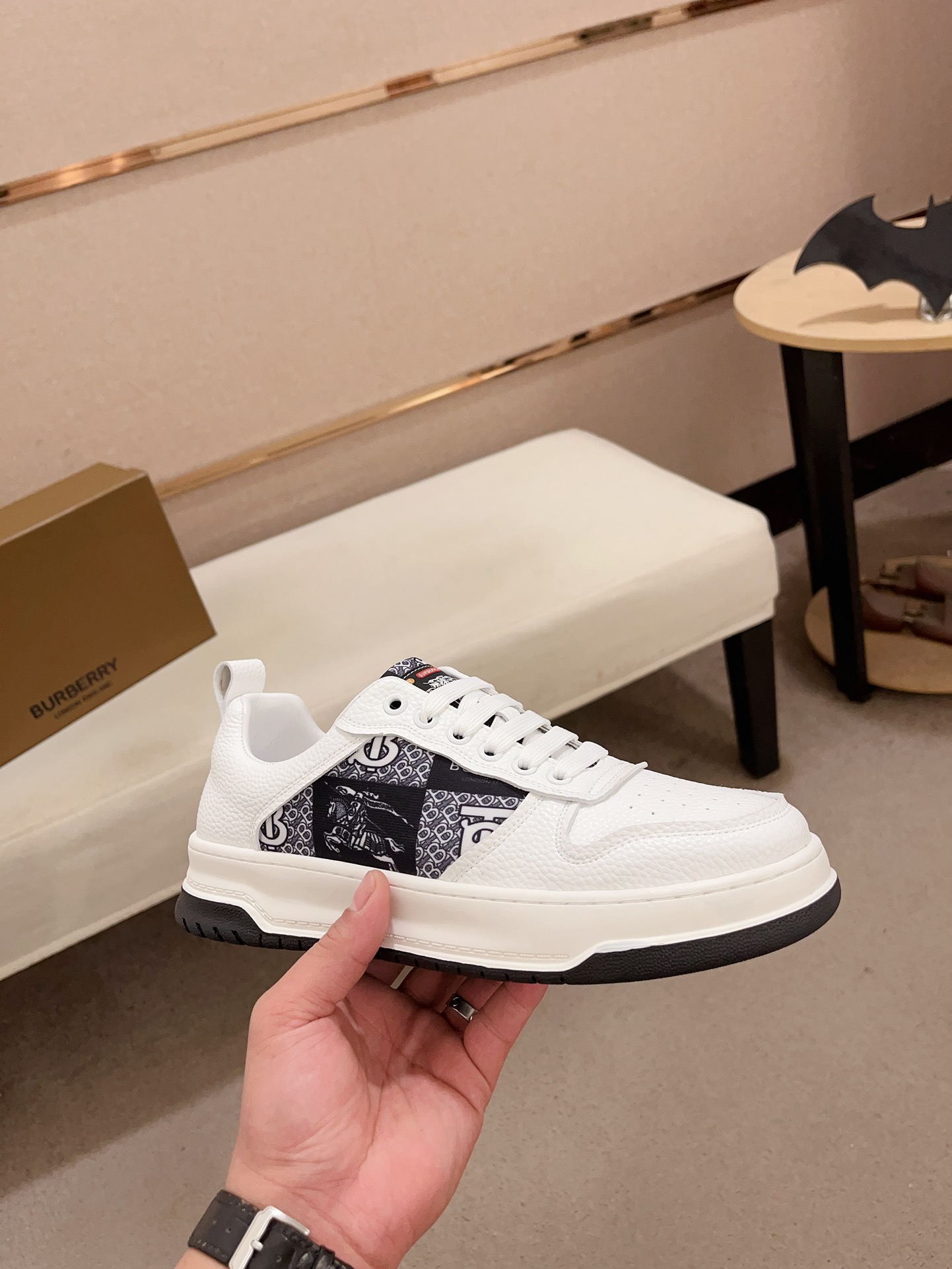 Burberry Men's White Leather Sneakers with Check Pattern - Italian Craft 5 i1721919875 6277 5