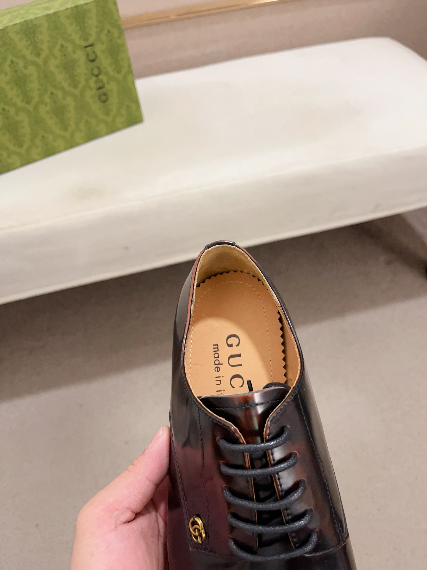 Gucci Style Leather Men's Shoes style reference detail image 6 from source 781389