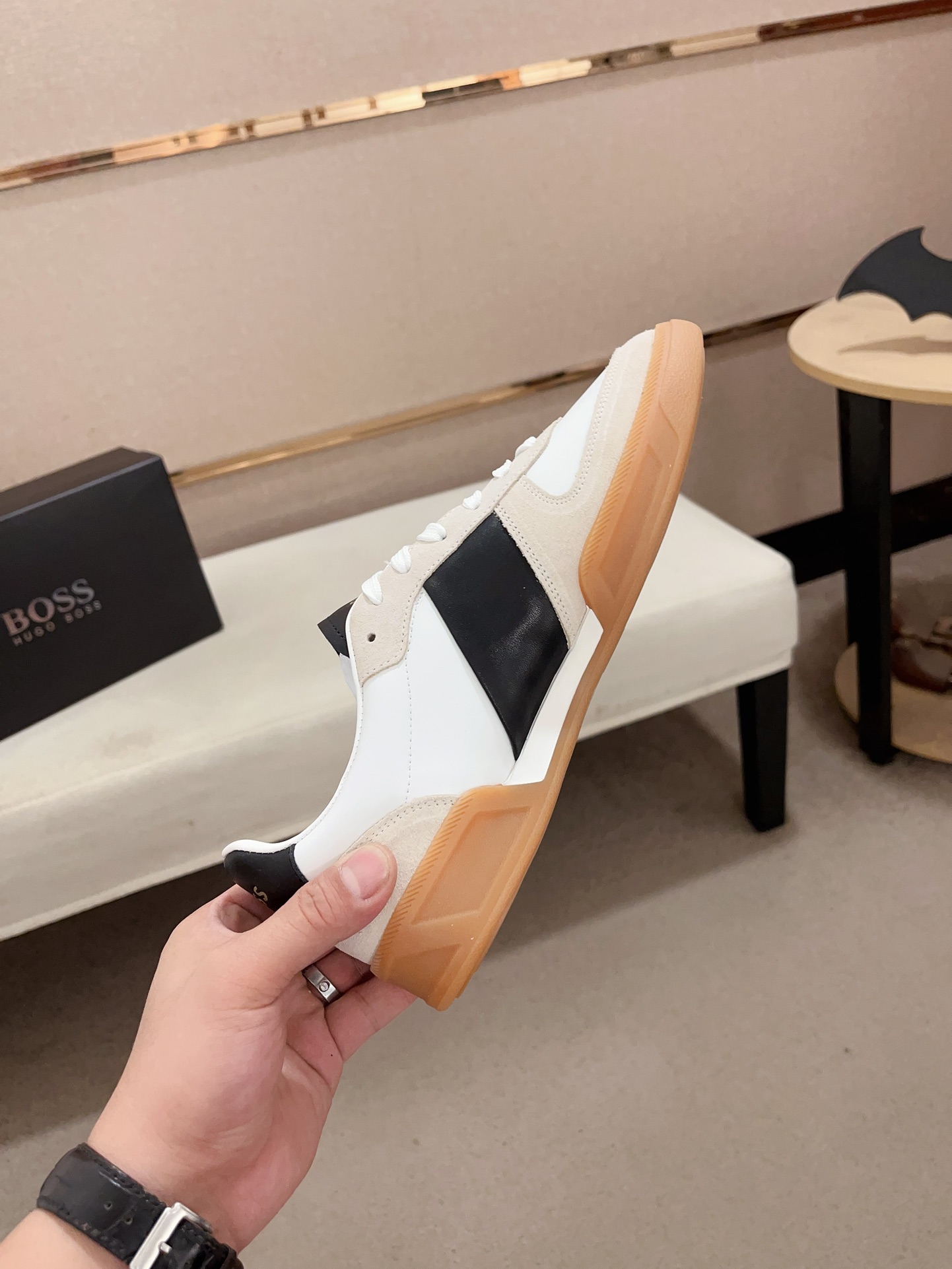 BOSS Men's Casual Sneakers - Italian Leather, Comfortable & Stylish Design 6 i1729566070 2928 3