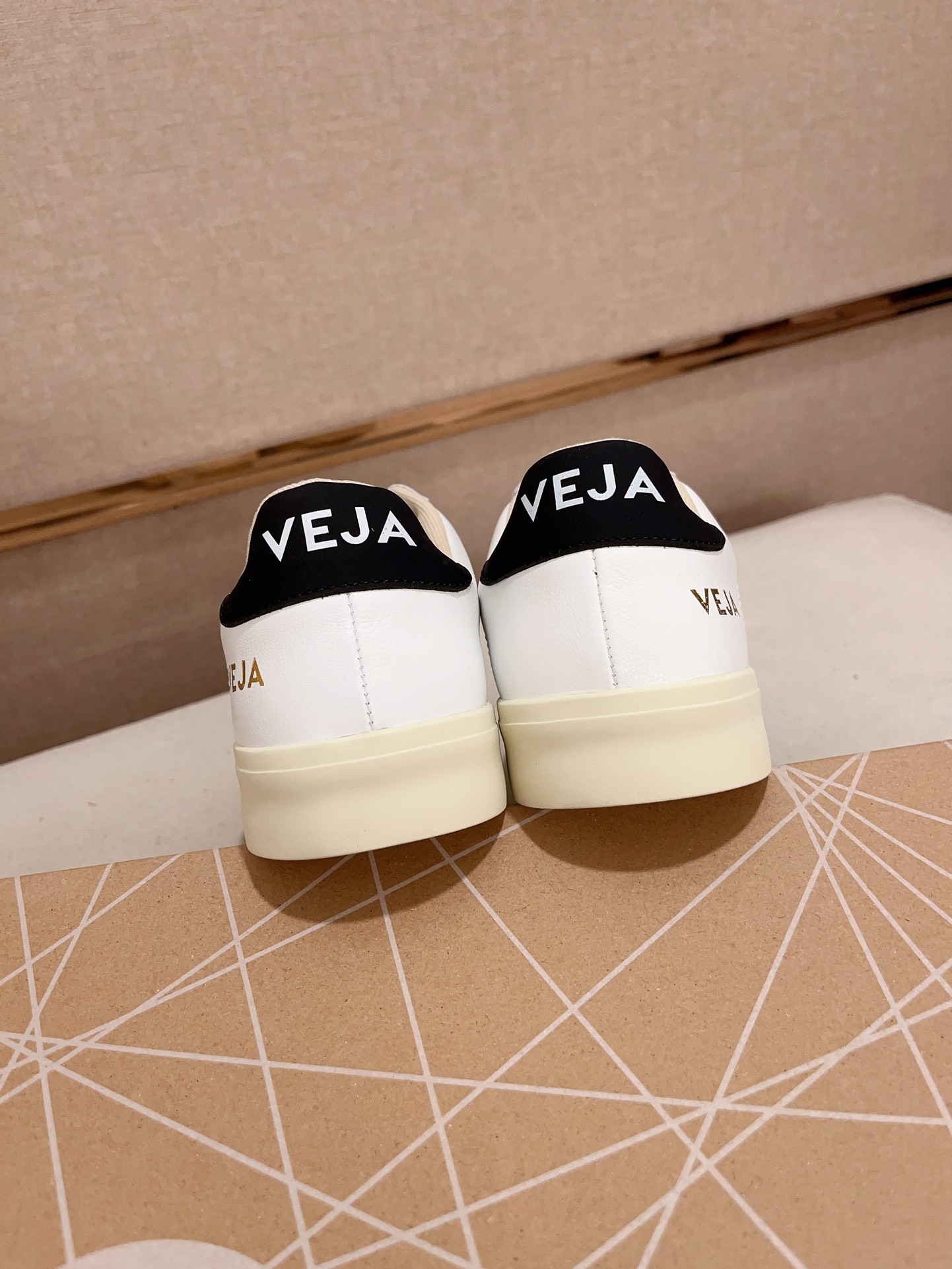 Veja V-10 Leather Sneakers - Stylish Unisex Casual Shoes, Multiple Colors 9 i1730172407 959 8