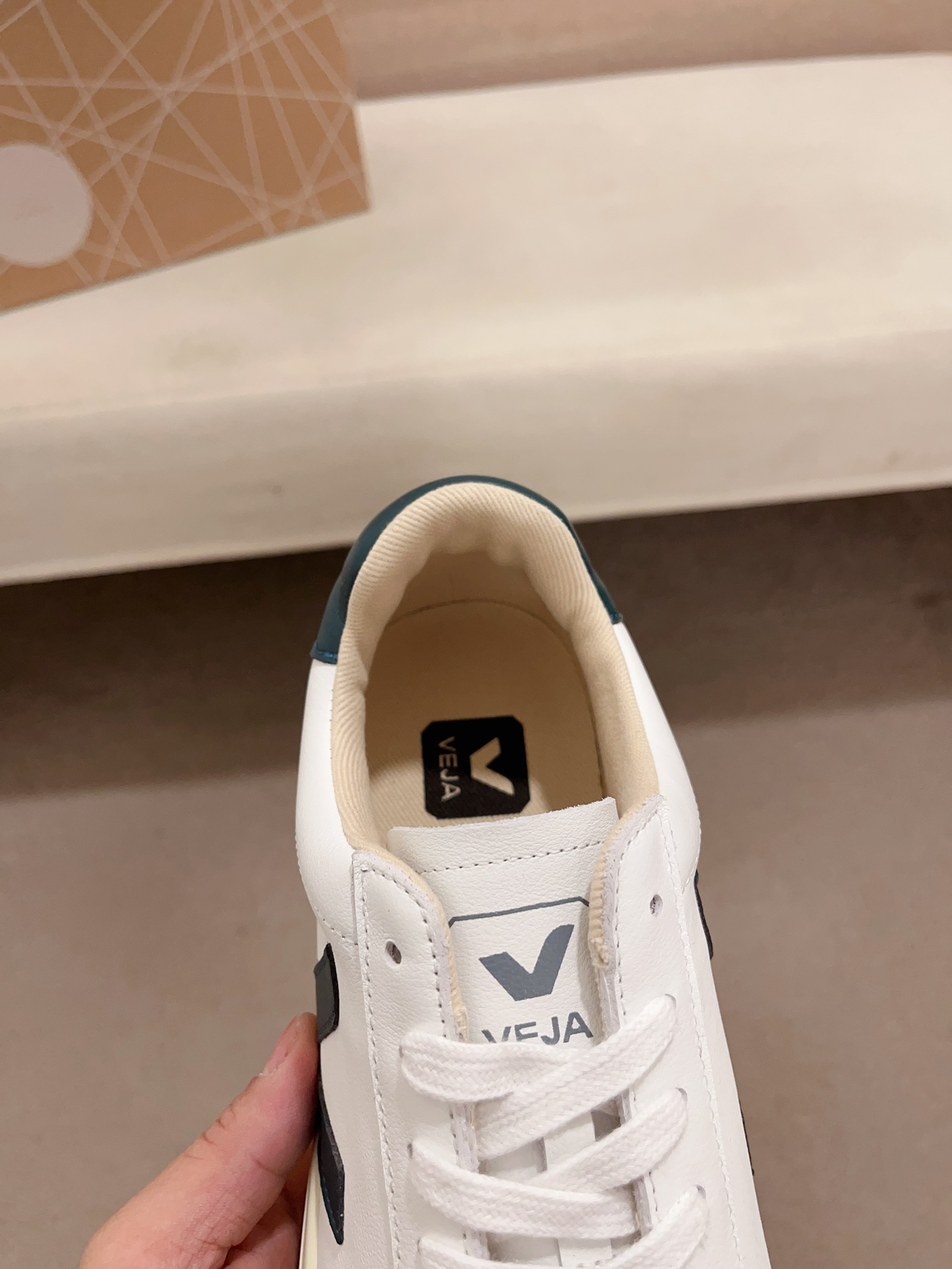 Veja Esplar Leather Sneakers Unisex Fashion Sneakers, Comfortable & Breathable 7 i1730172484 3644 5
