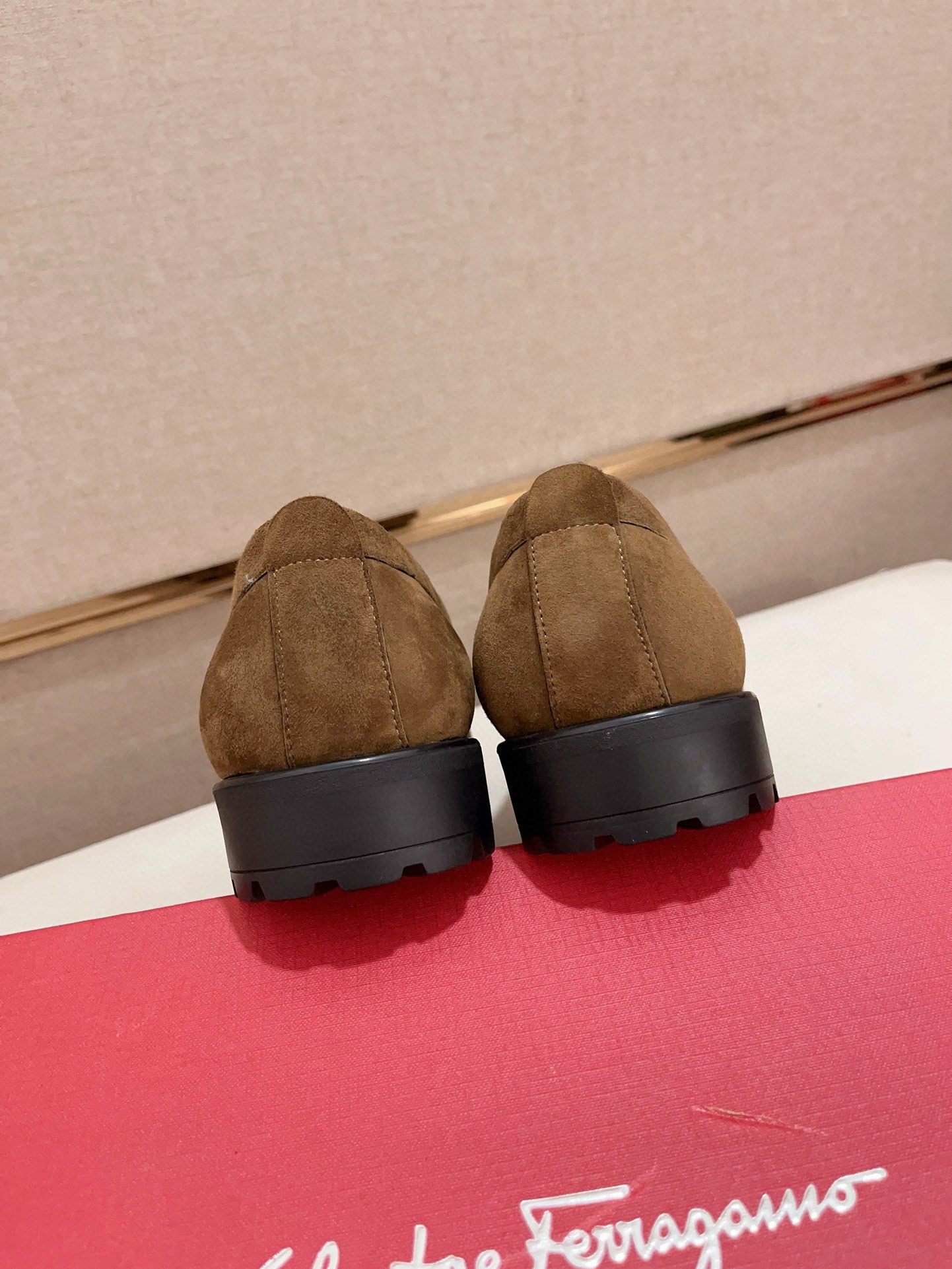 Ferragamo Men's Suede Driving Loafers with Leather Lining and Durable Sole 9 i1730777223 3864 6