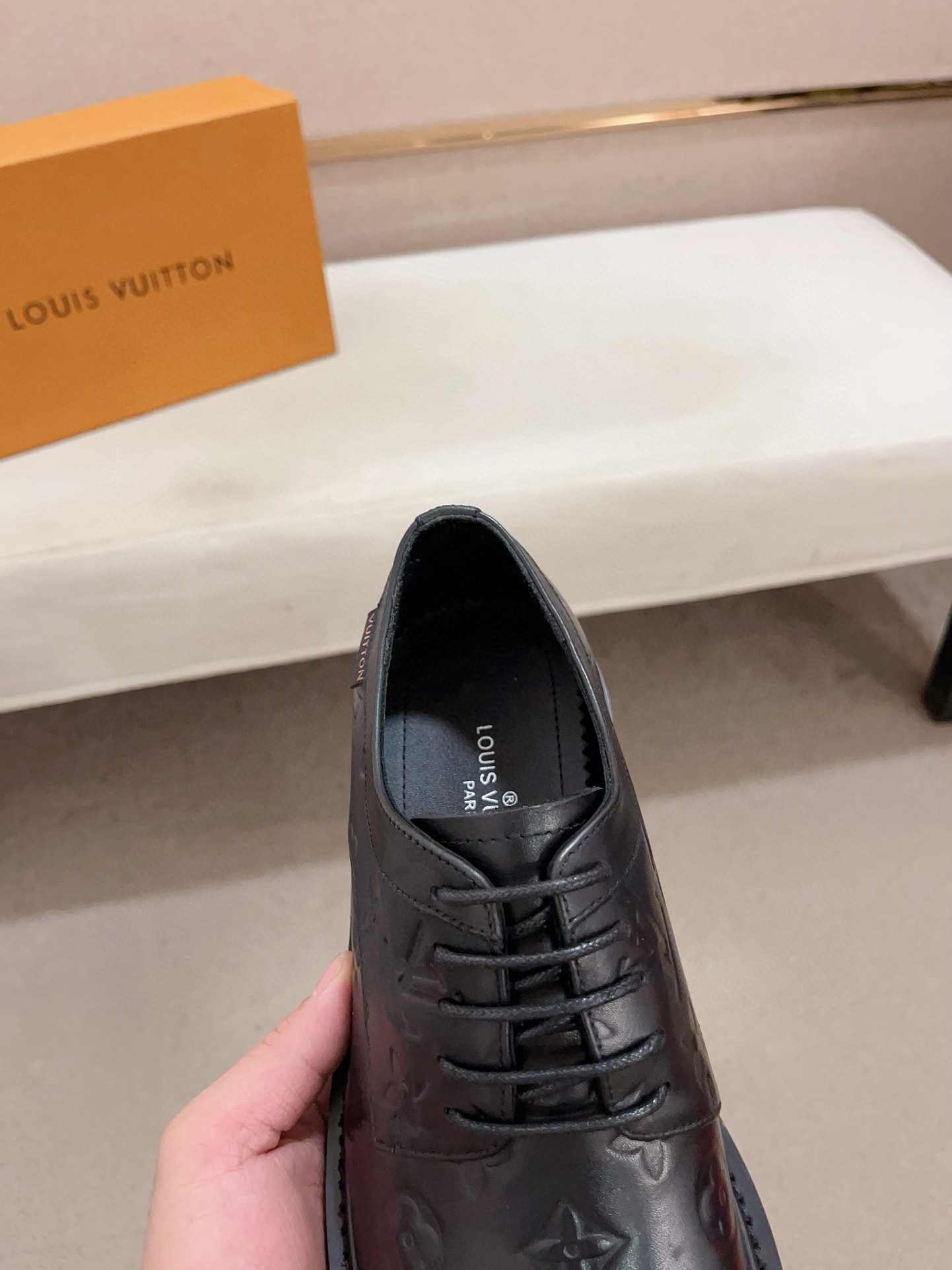 Louis Vuitton Men's Leather Oxford Dress Shoes, Black, Sizes 38-44 7 i1730777732 2709 4