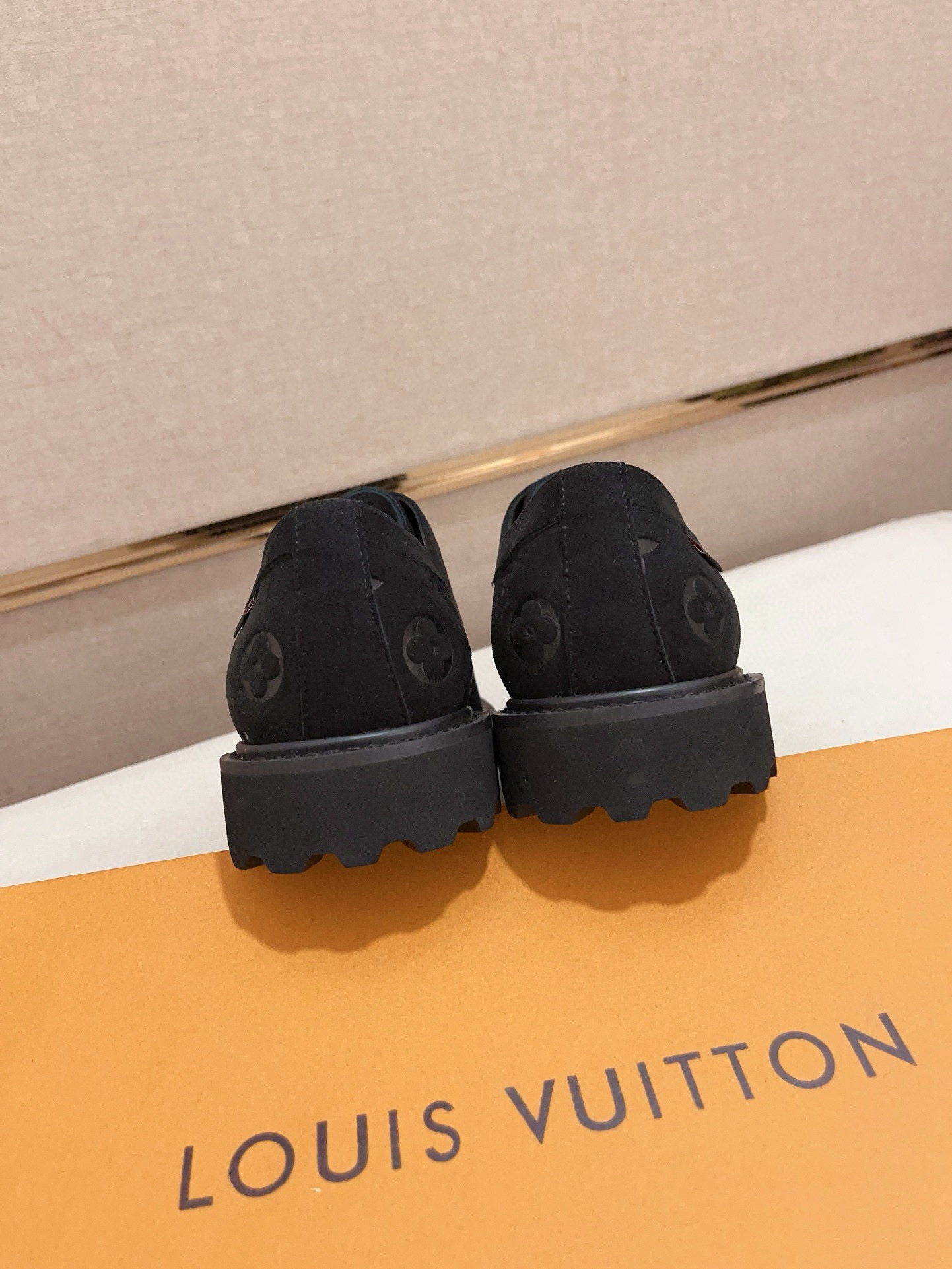 Louis Vuitton Men's Black Leather Lace-Up Dress Shoes - Size 38-44 9 i1730777752 4662 3