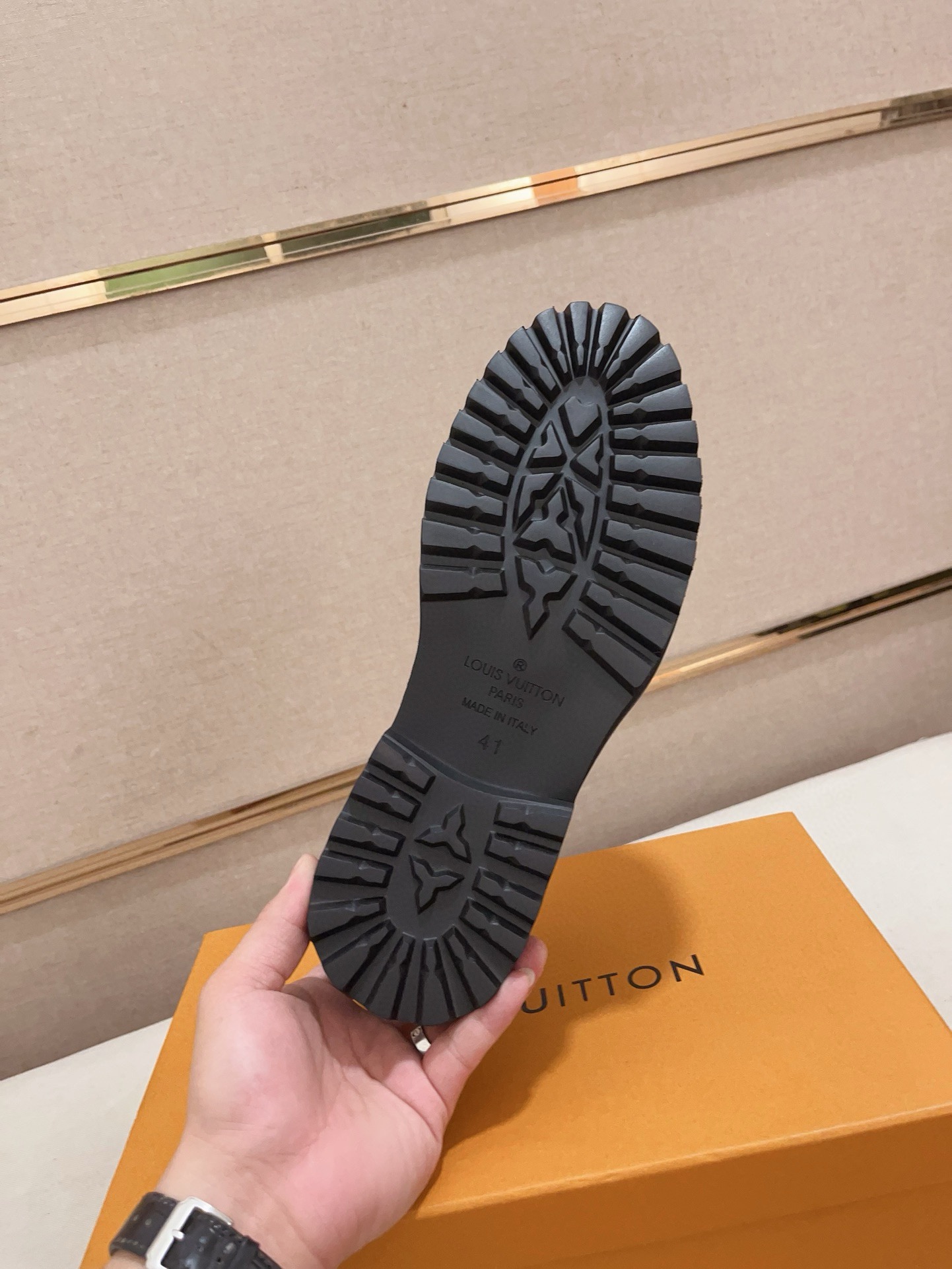 Louis Vuitton Men's Black Leather Lace-Up Dress Shoes - Size 38-44 10 i1730777753 5964 7