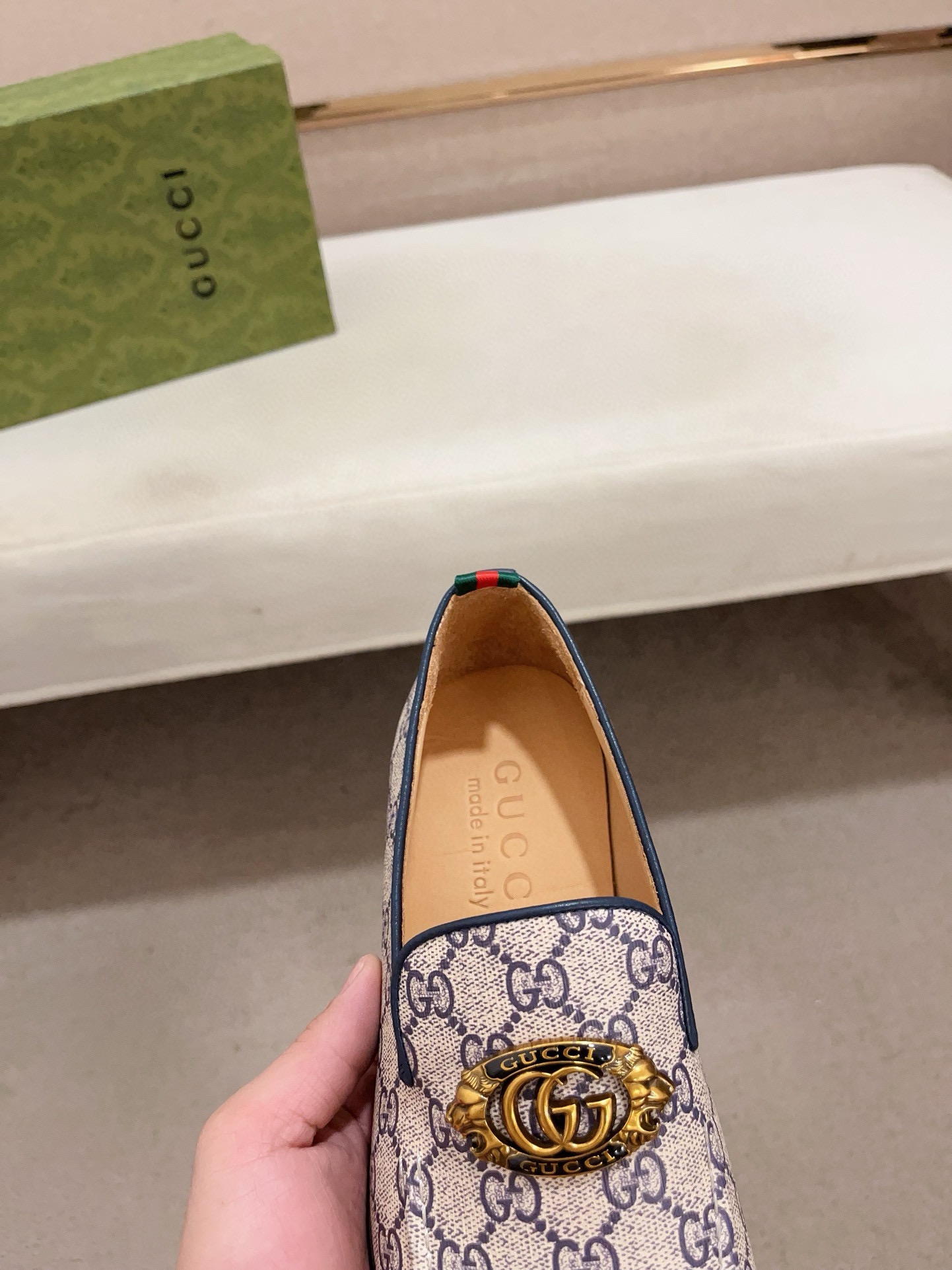 Gucci Men's GG Supreme Loafer with Bee, Leather Lining, and Rubber Sole 7 i1730778289 3335 5