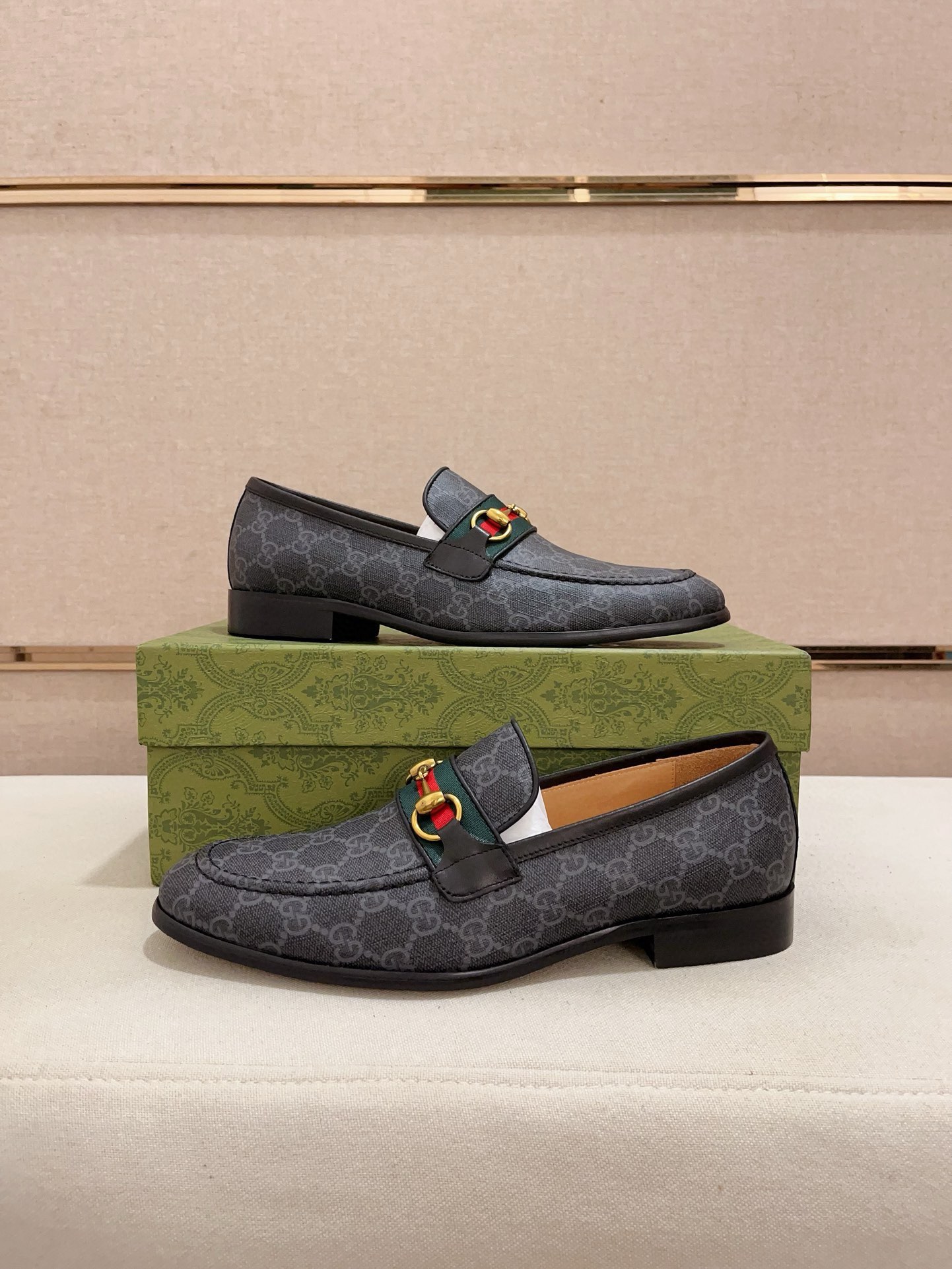 Gucci Men's GG Supreme Loafer - Casual Dress Shoe - Size 38-44 8 i1730778316 6780 9