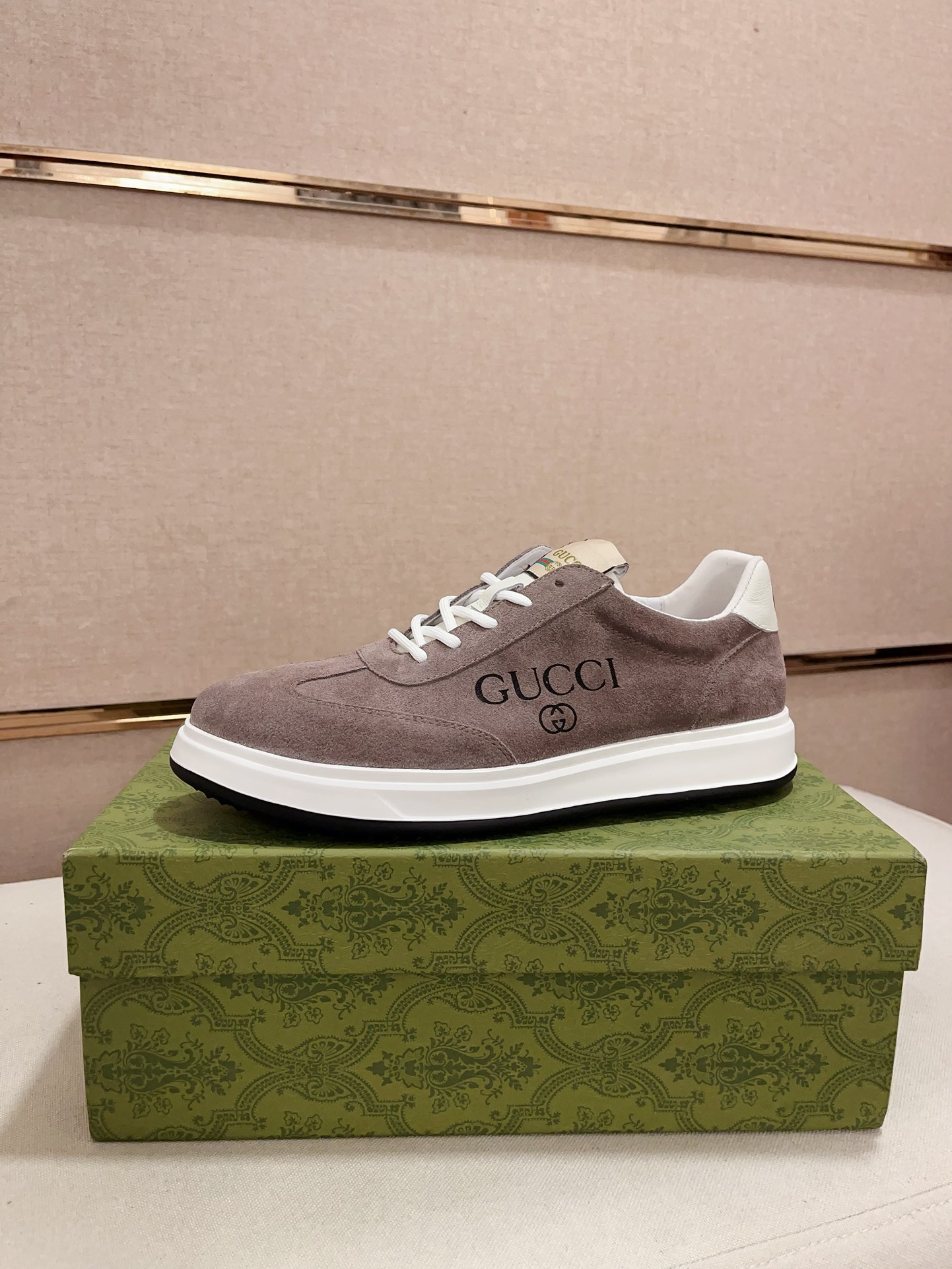 Gucci Men's Suede Leather Sneakers - Comfortable, Stylish, and Versatile 1 Gucci Men's Suede Leather Sneakers - Comfortable, Stylish, and Versatile