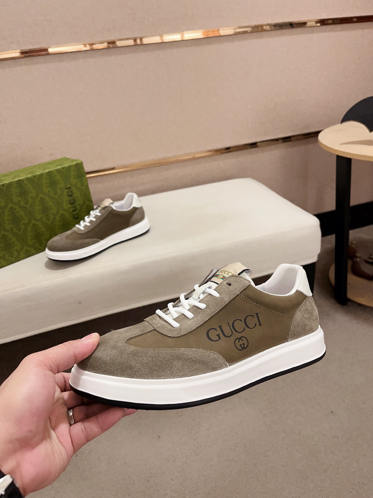 Gucci Men's Leather Sneakers - High-Quality, Comfortable, and Stylish Design 4 i1732159398 1359 6