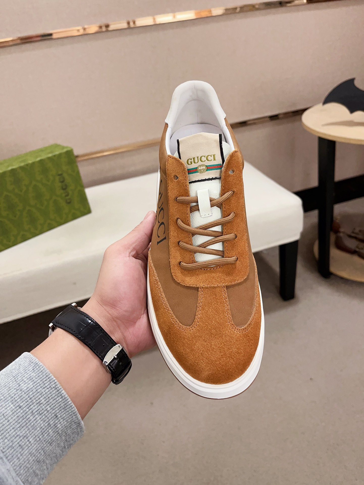 Gucci Men's Leather Sneakers - Comfortable & Stylish Walking Shoes, Sizes 38-44 3 i1732159418 4617 4