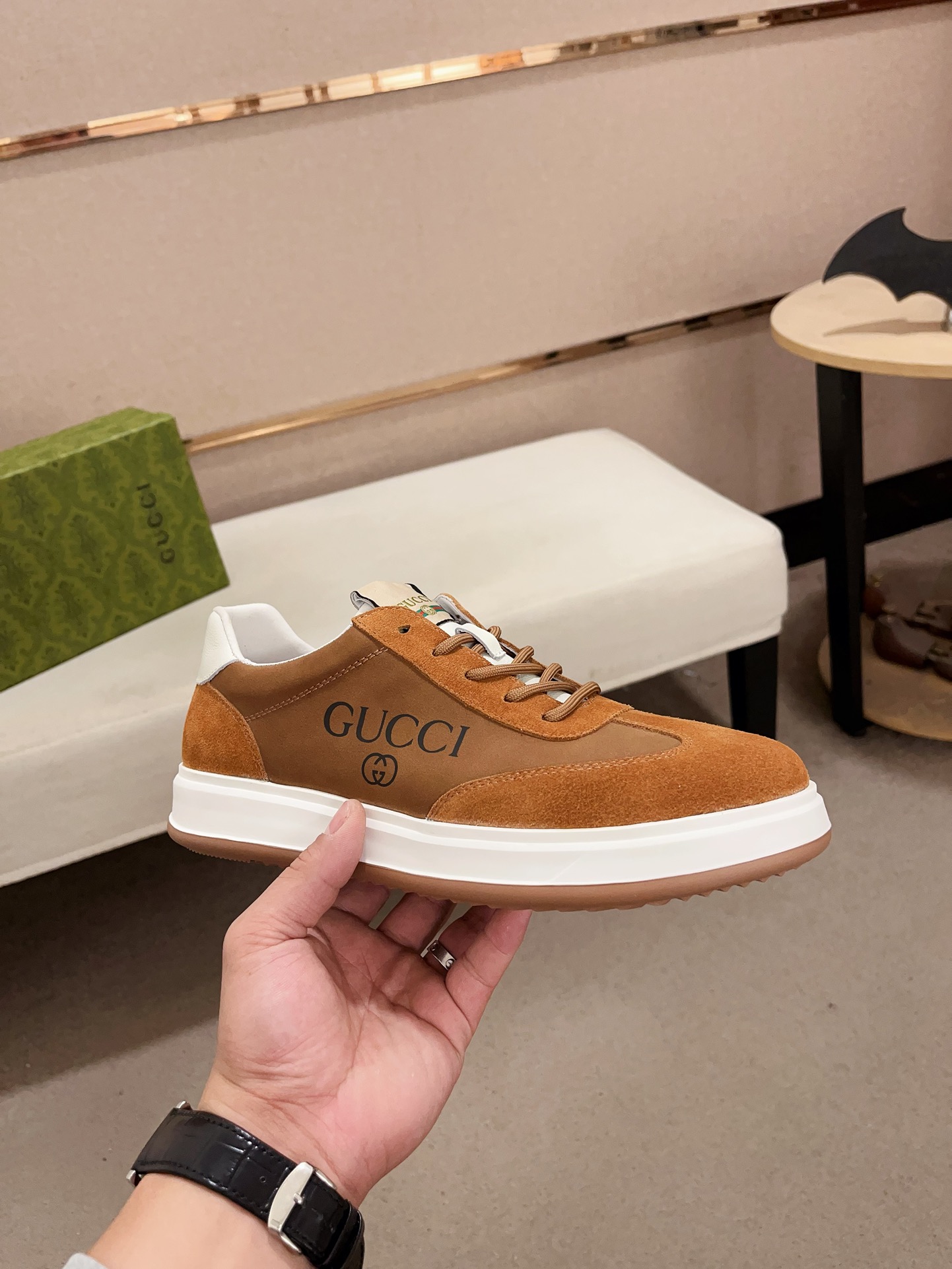 Gucci Men's Leather Sneakers - Comfortable & Stylish Walking Shoes, Sizes 38-44 5 i1732159418 7364 8