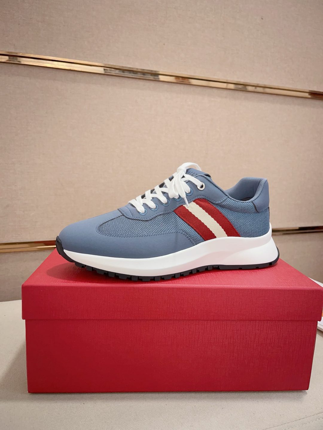 Bally Demmy Men's Sneakers - Mixed Material, Lightweight Sole, Size 39-44 1 Bally Demmy Men's Sneakers - Mixed Material, Lightweight Sole, Size 39-44