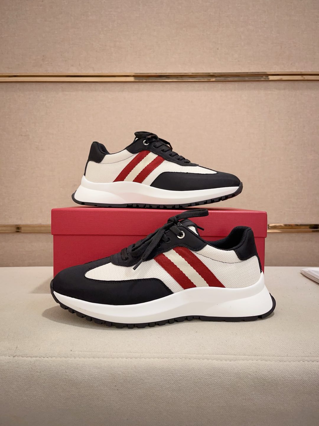 Bally Demmy Men's Mixed Material Fashion Sneakers - Lightweight & Comfortable 8 i1735272568665 1272 0 6