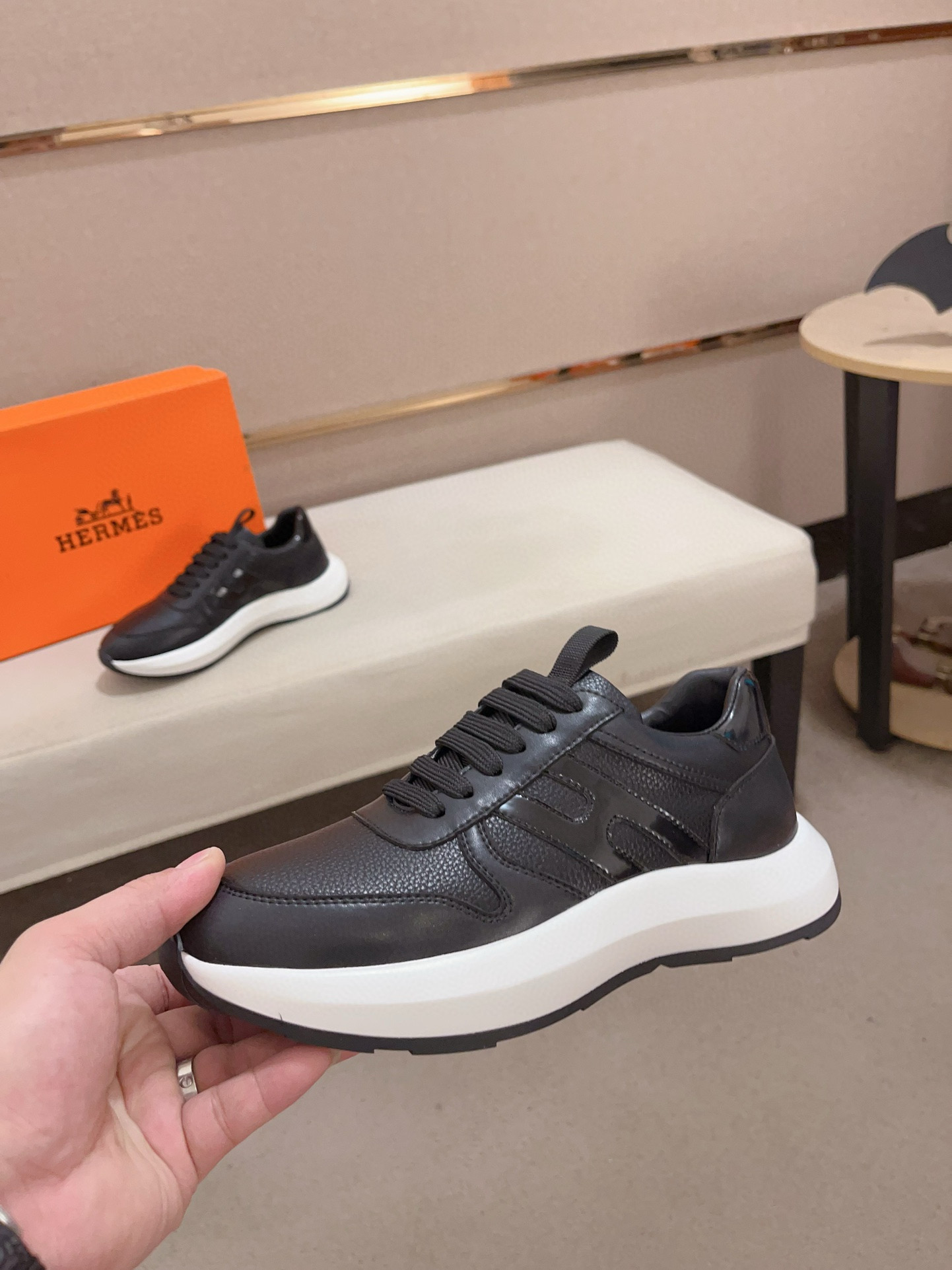 Hermes Men's Classic Sneakers, Italian Leather Upper, Comfortable Fit 4 i1739781262640 8753 0 2