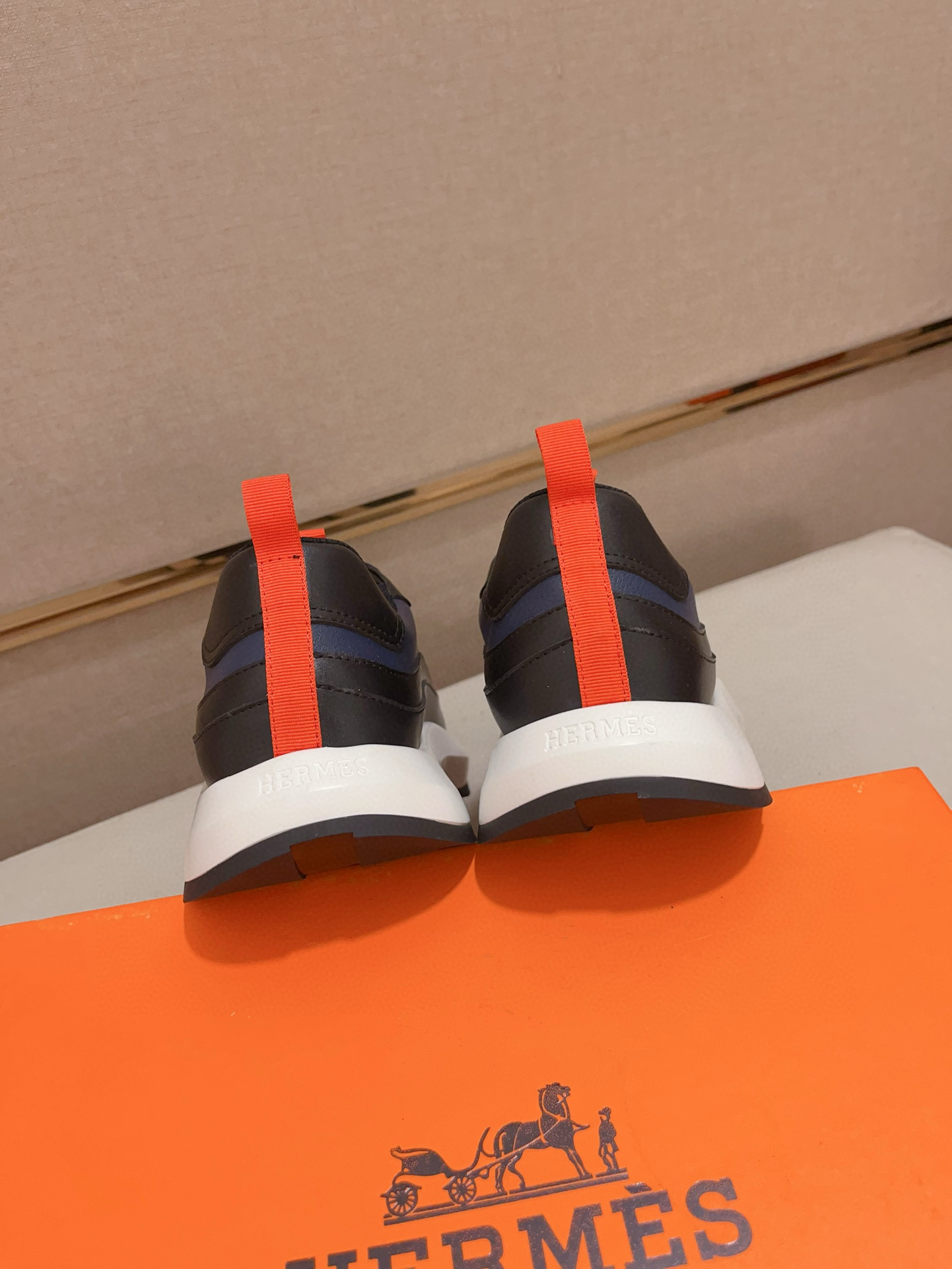 Hermes Men's Classic Sneakers - Italian Leather, Comfortable Original Sole 9 i1739781349488 3329 0 7