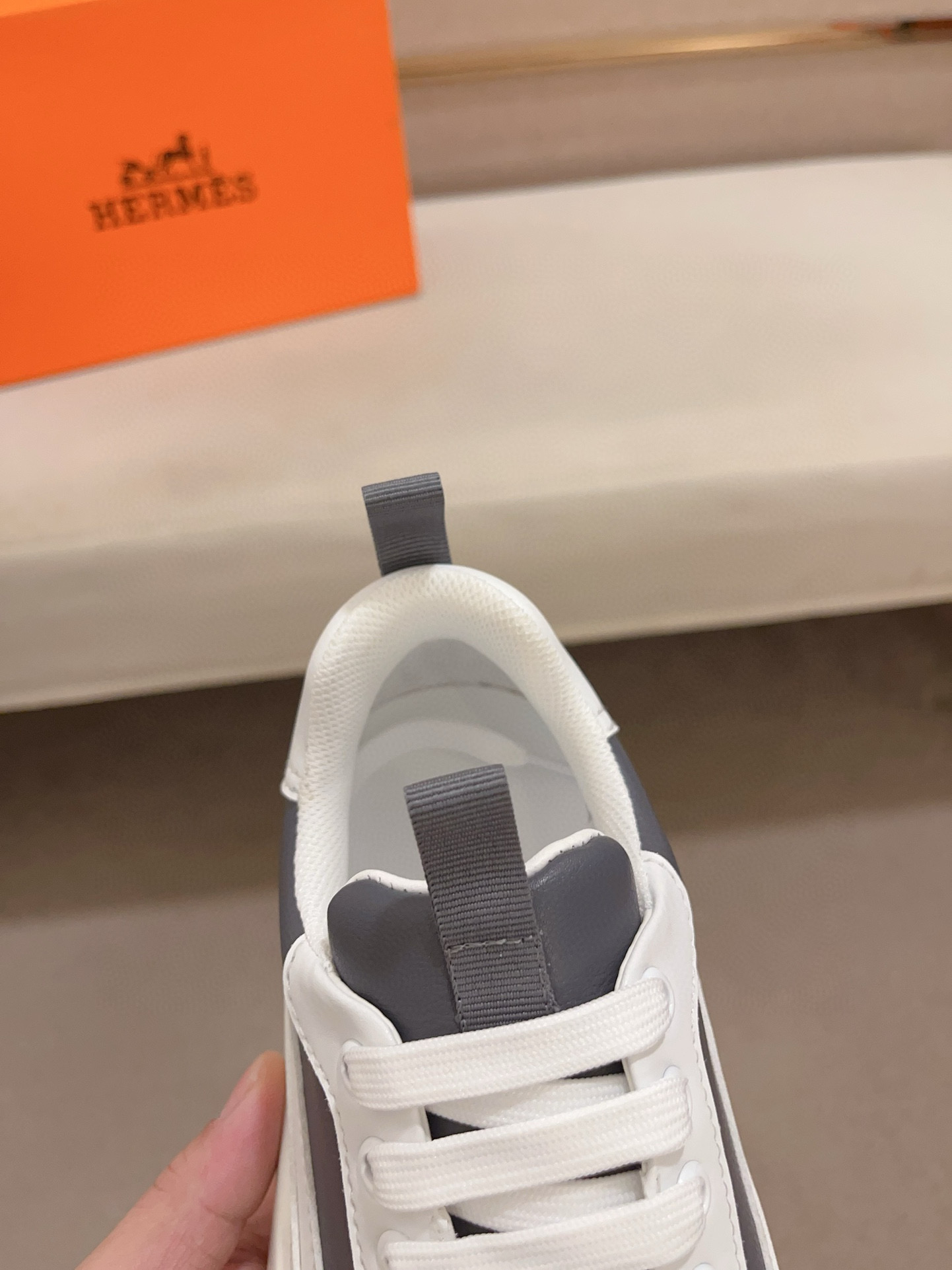 Hermès Men's Classic Sneakers - Premium Italian Leather, Comfortable Fit 7 i1739781369848 426 0 5