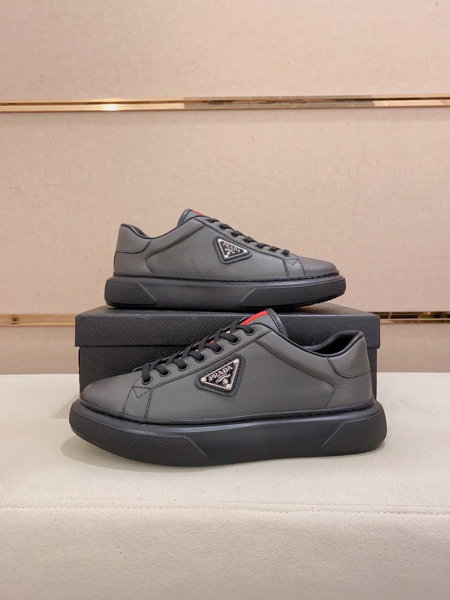 Prada Men's Casual Fashion Sneakers - Stylish, Comfortable, and High-Quality 8 i1741933598201 7192 0 6