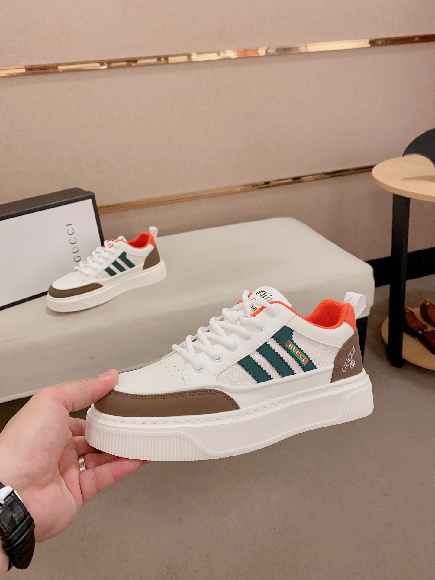 Gucci Men's Leather Low-Top Sneaker with Green Stripe Detail 4 i1741934627009 9874 0 2