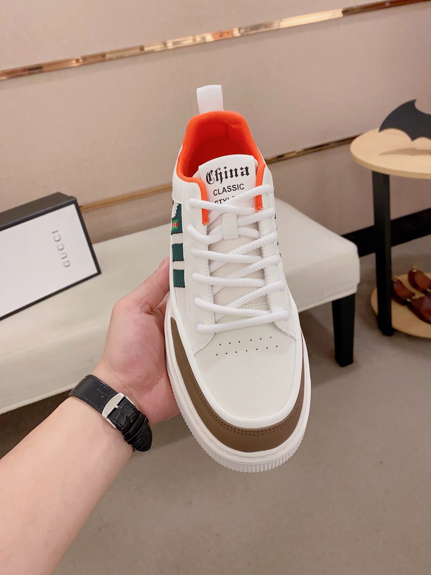 Gucci Men's Leather Low-Top Sneaker with Green Stripe Detail 3 i1741934628050 2997 0 1