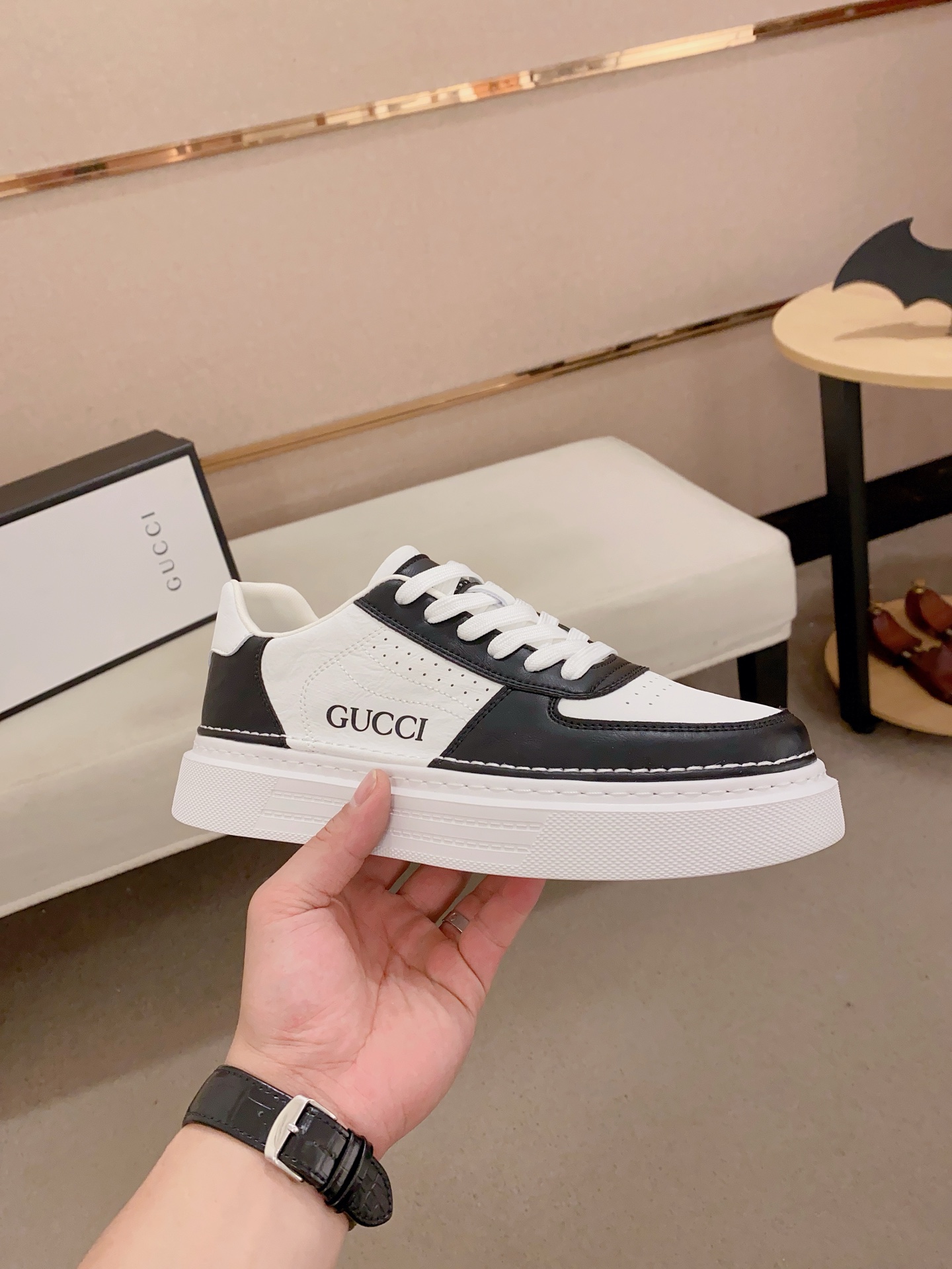 Gucci Men's Leather Low-Top Sneaker Black And White Size 38-44 5 i1741934817348 5043 0 3