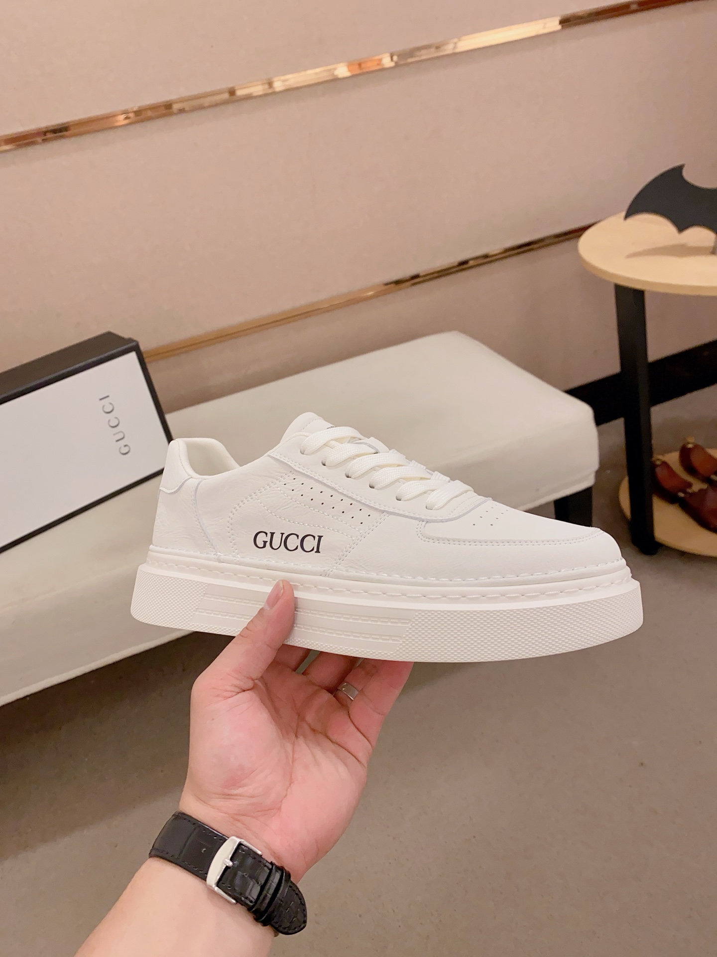 Gucci Men's Leather Low-Top Sneakers - Italian Craftsmanship, Size 38-44 5 i1741935037970 4571 0 3