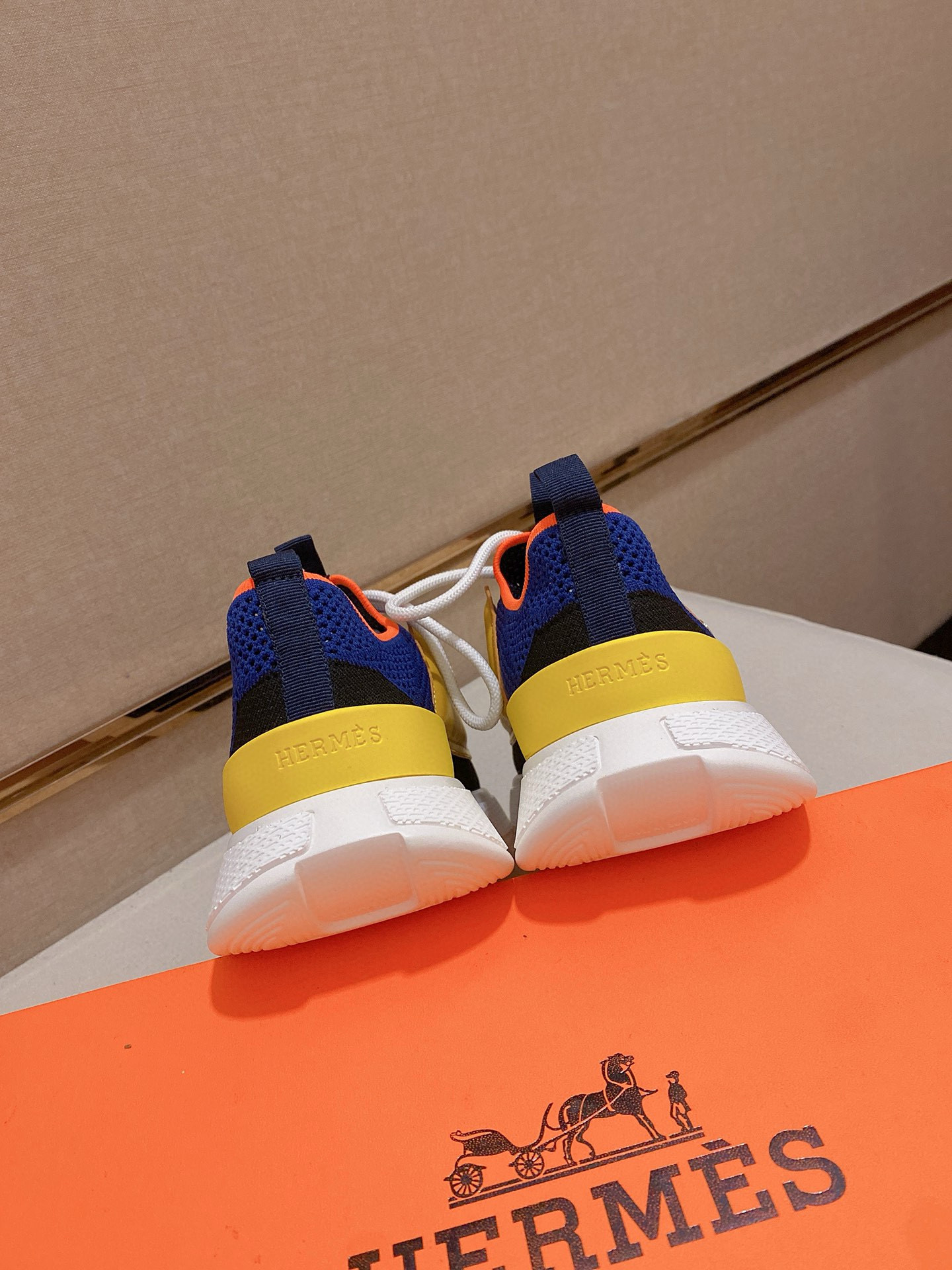 Hermes Men's Drift Sneaker - Tech Knit & Leather - Casual Dad Shoes 9 i1741935755604 4182 0 7