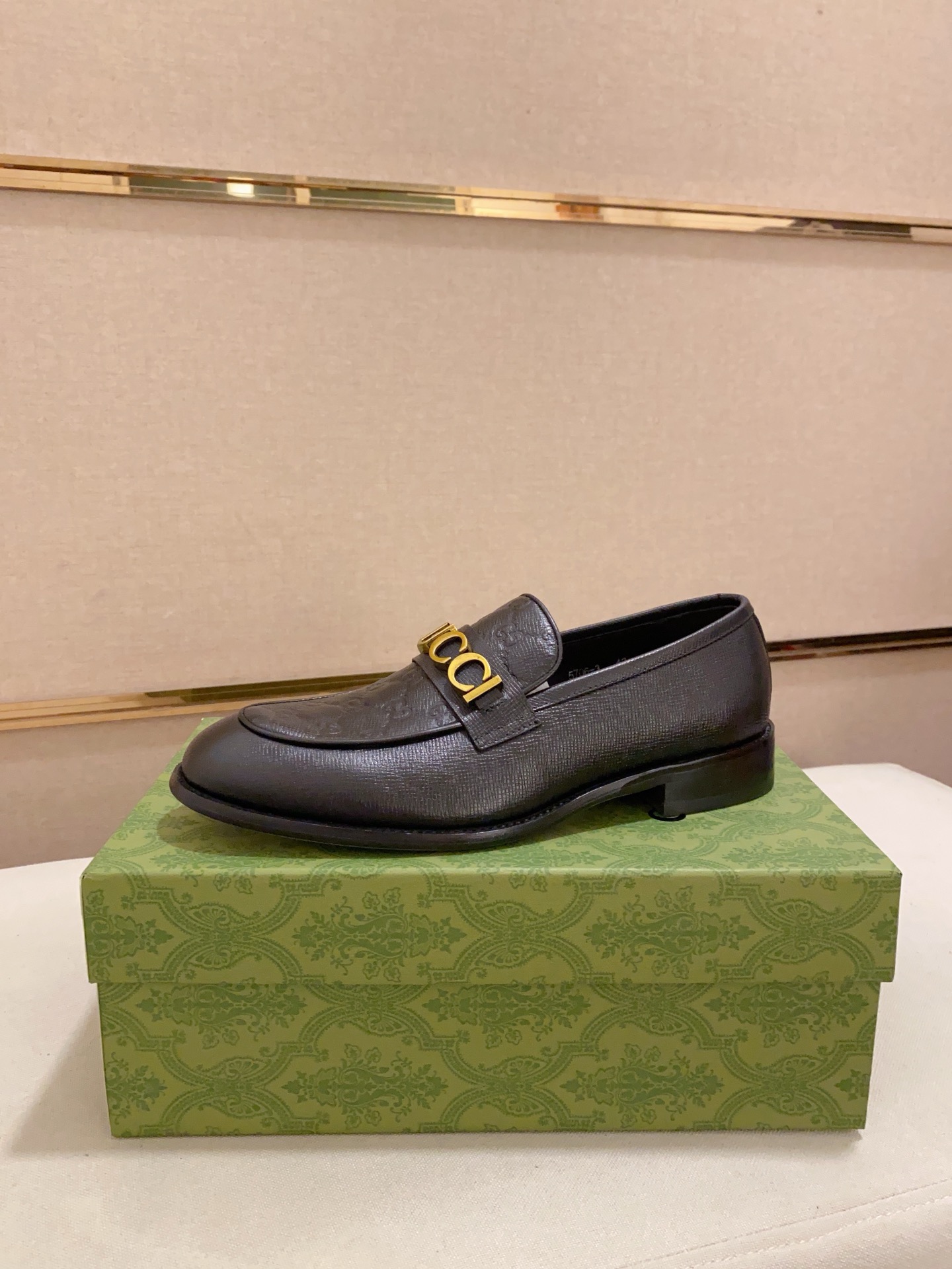 Gucci Men's Leather Loafers with Gold-Tone Hardware, Size 39-44