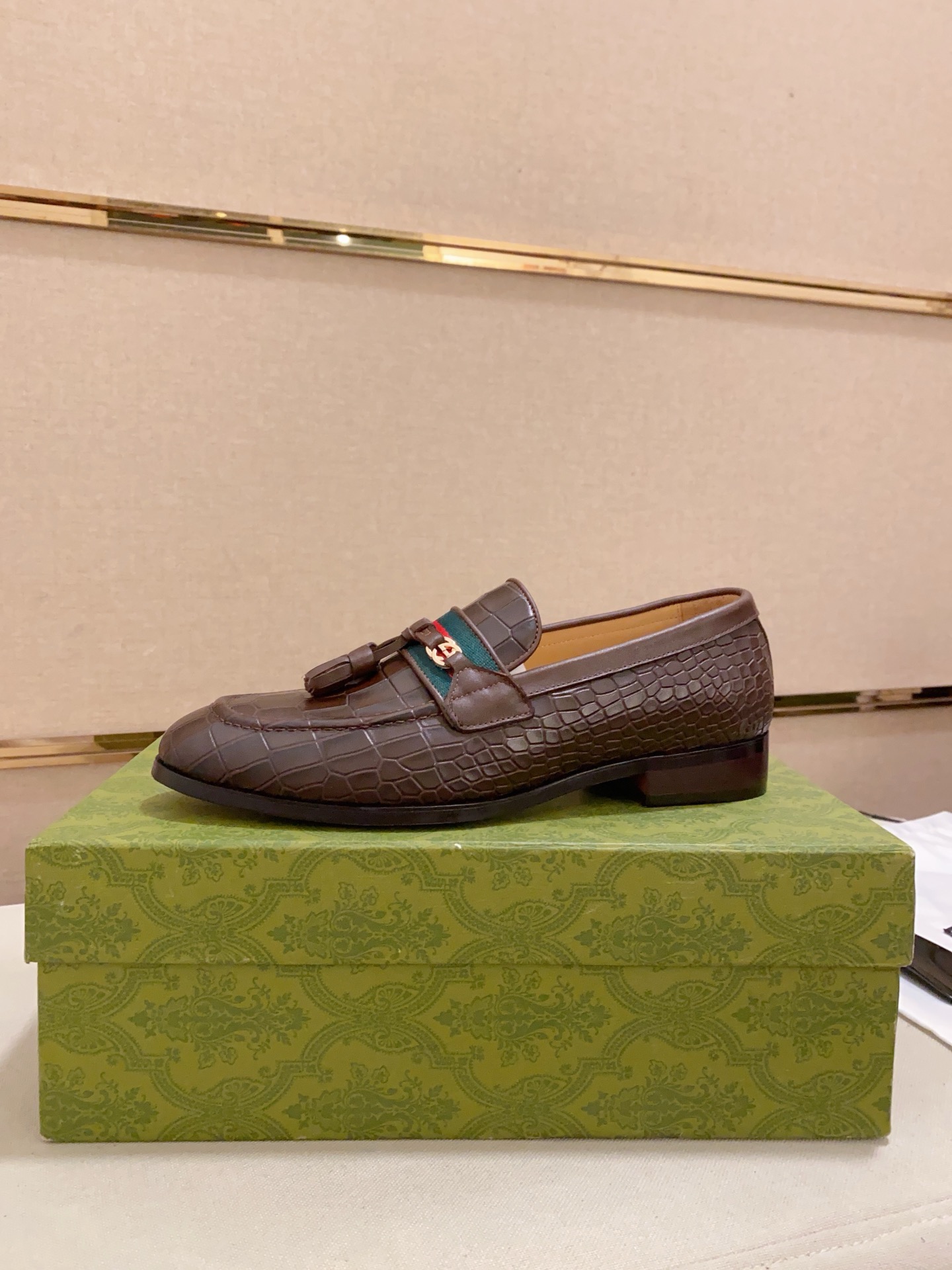Gucci Men's Brown Leather Loafers with Tassel and Crocodile Embossed Design