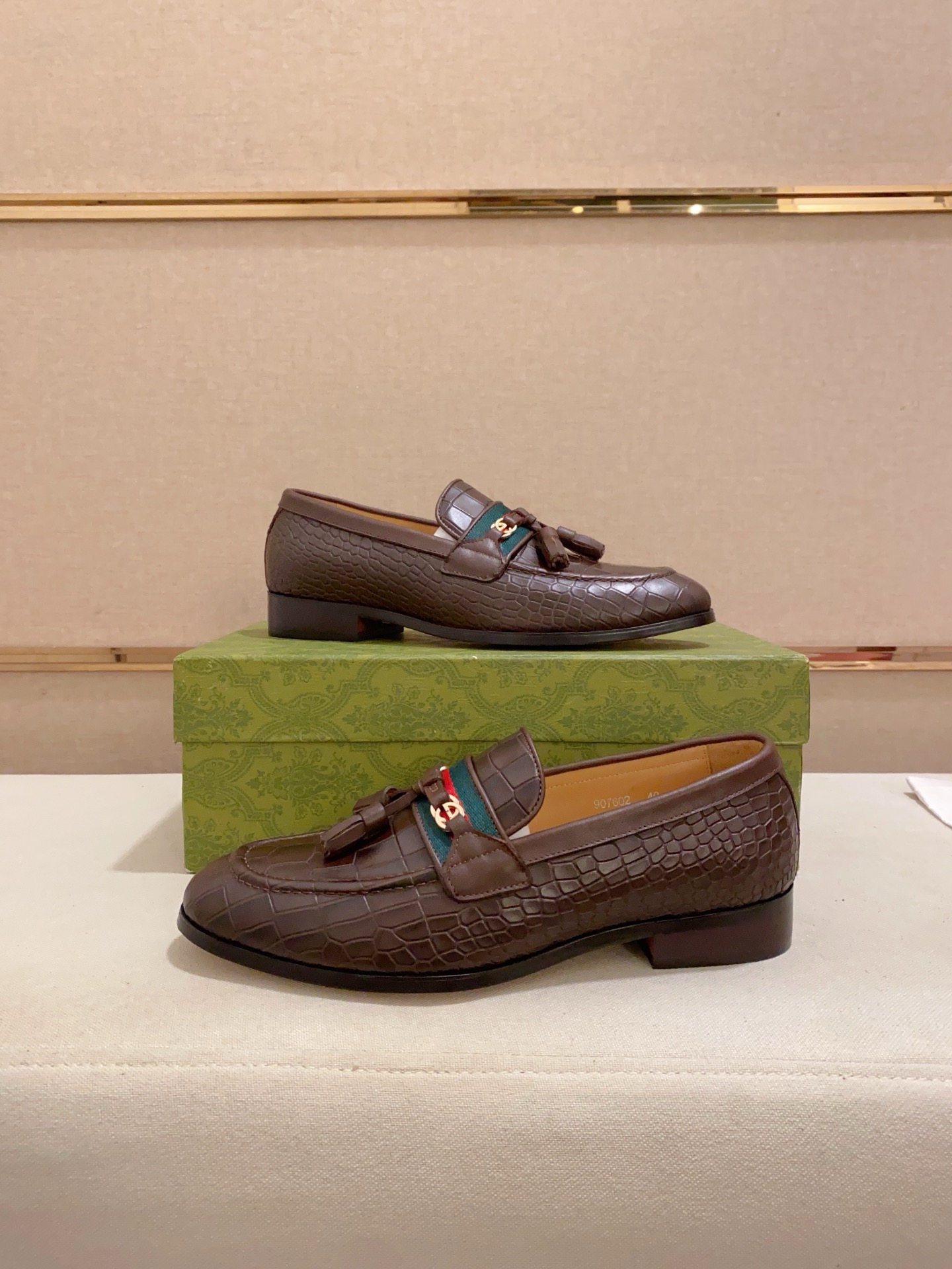 Gucci Men's Brown Leather Loafers with Tassel and Crocodile Embossed Design 7 i1741936649783 6902 0 5