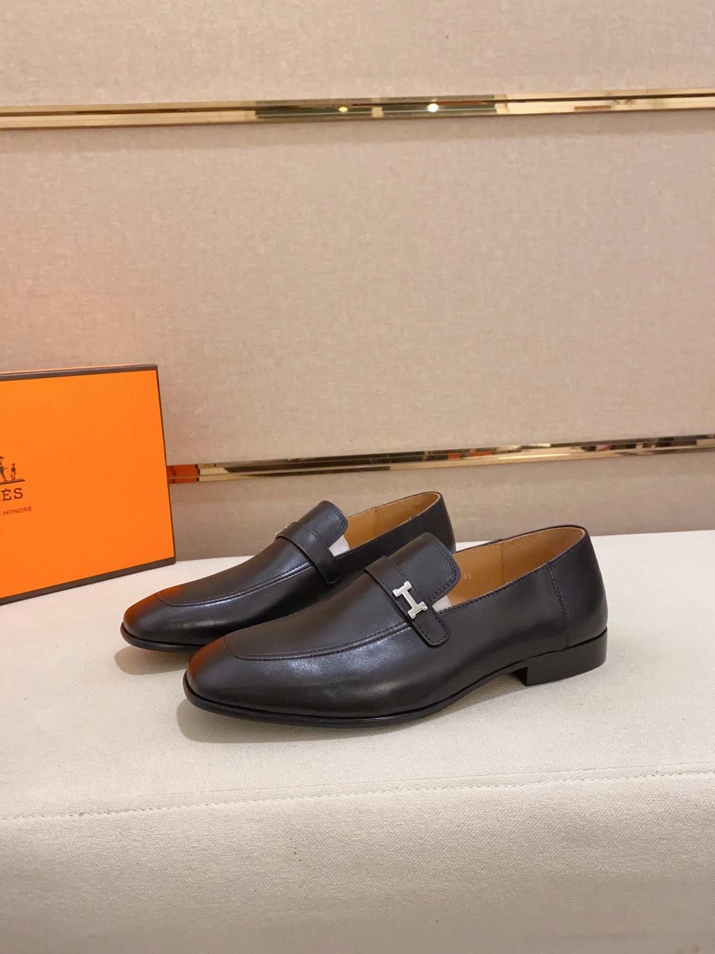 Hermes Men's Leather Loafers Business Casual Shoes Size 38-44 6 i1741936985881 7369 0 4