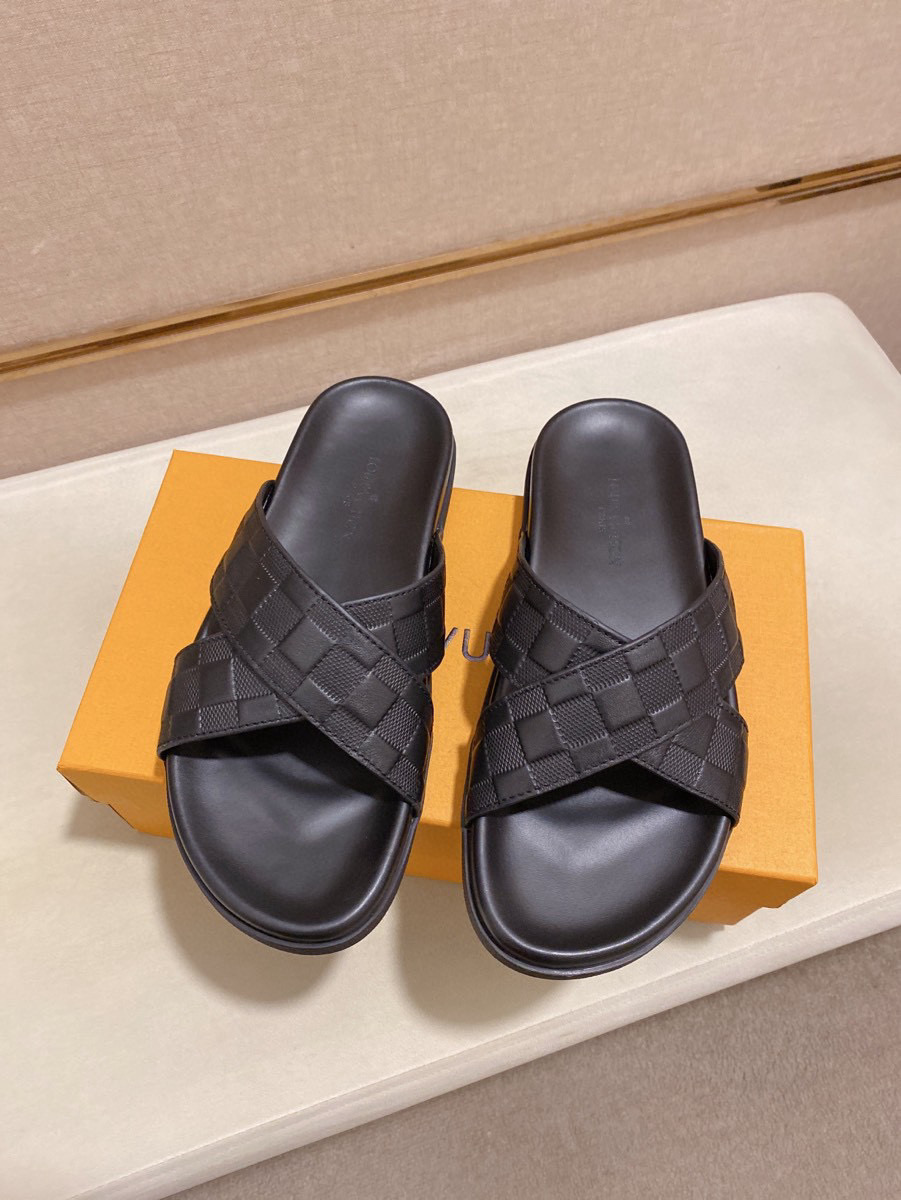 Louis Vuitton Men's Woven Leather Slide Sandals | Comfortable & Stylish 8 i1742032751985 3387 0 6