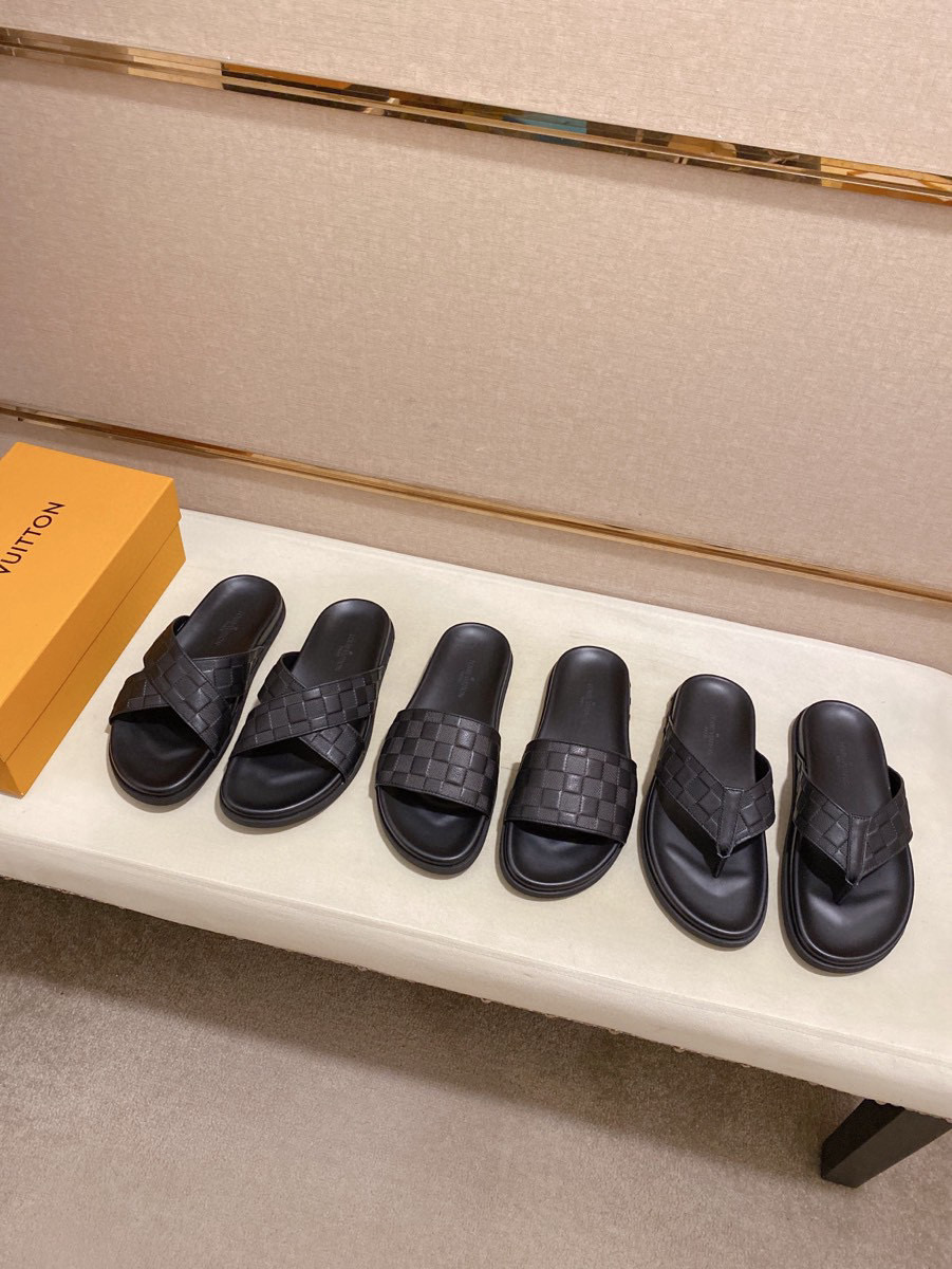 Louis Vuitton Men's Woven Leather Slide Sandals | Comfortable & Stylish 10 i1742032759270 2074 0 8