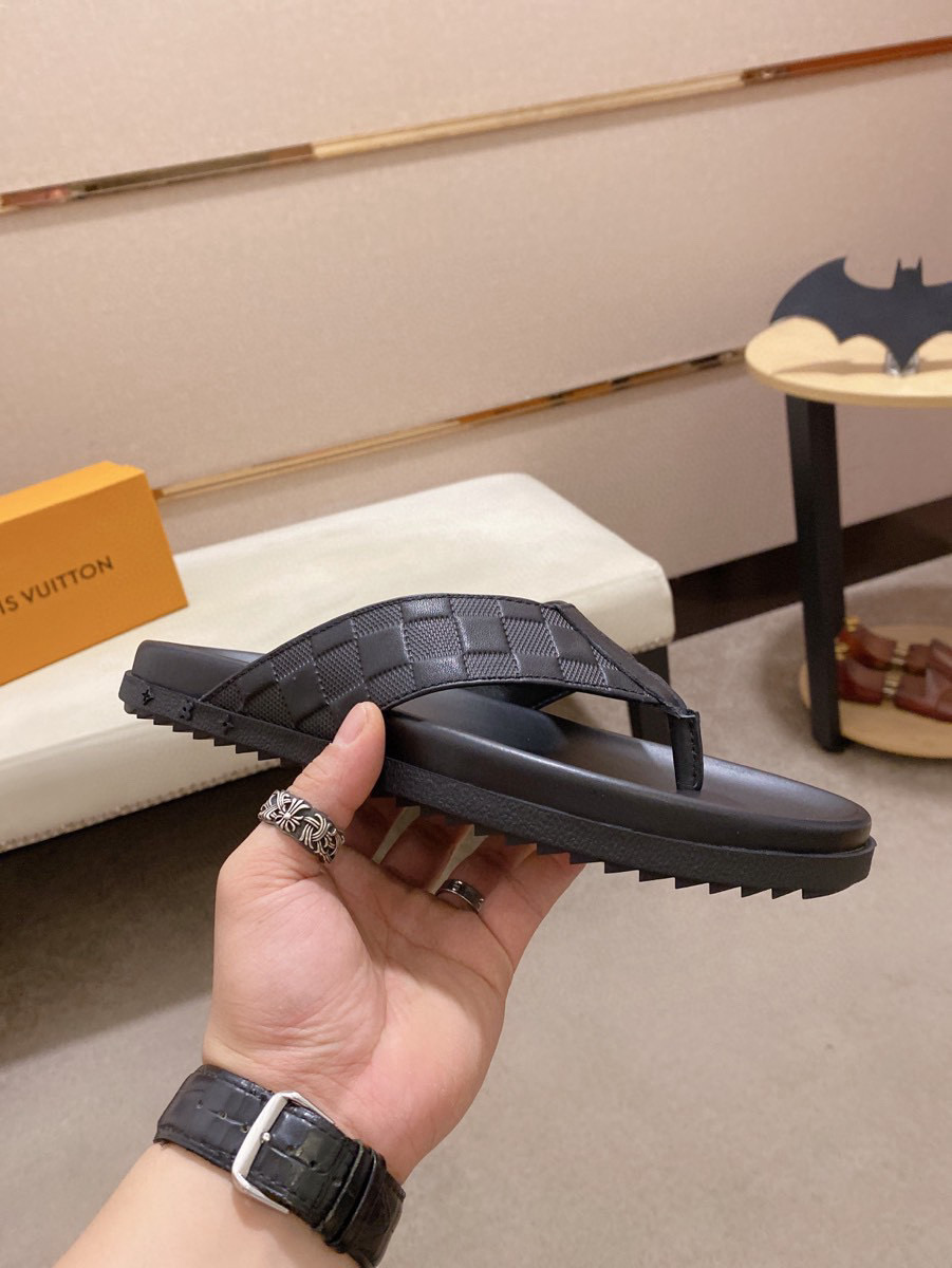 Louis Vuitton Men's Black Leather Sandal Comfortable & Durable Rubber Sole 5 i1742032793961 9442 0 3