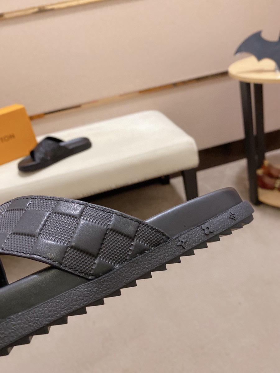 Louis Vuitton Men's Black Leather Sandal Comfortable & Durable Rubber Sole 8 i1742032793962 7817 0 6