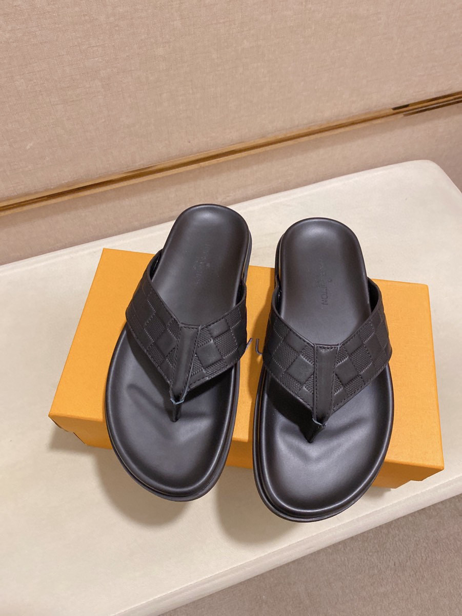 Louis Vuitton Men's Black Leather Sandal Comfortable & Durable Rubber Sole 7 i1742032794309 2512 0 5