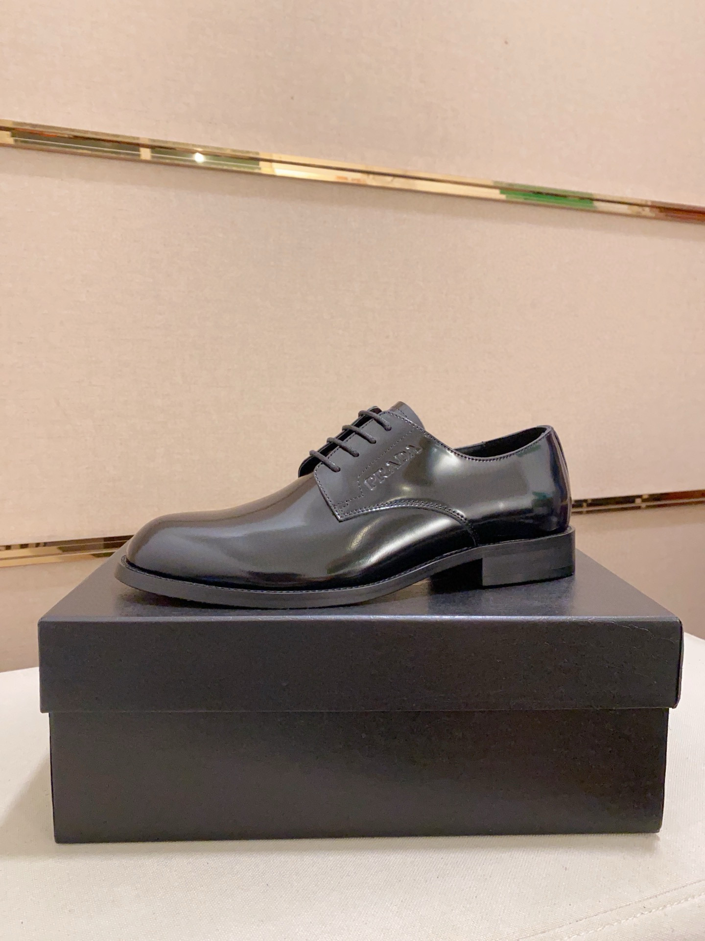 Prada Men's Black Leather Oxford Dress Shoes - Stylish & Comfortable 2 i1742109612537 730 0 0