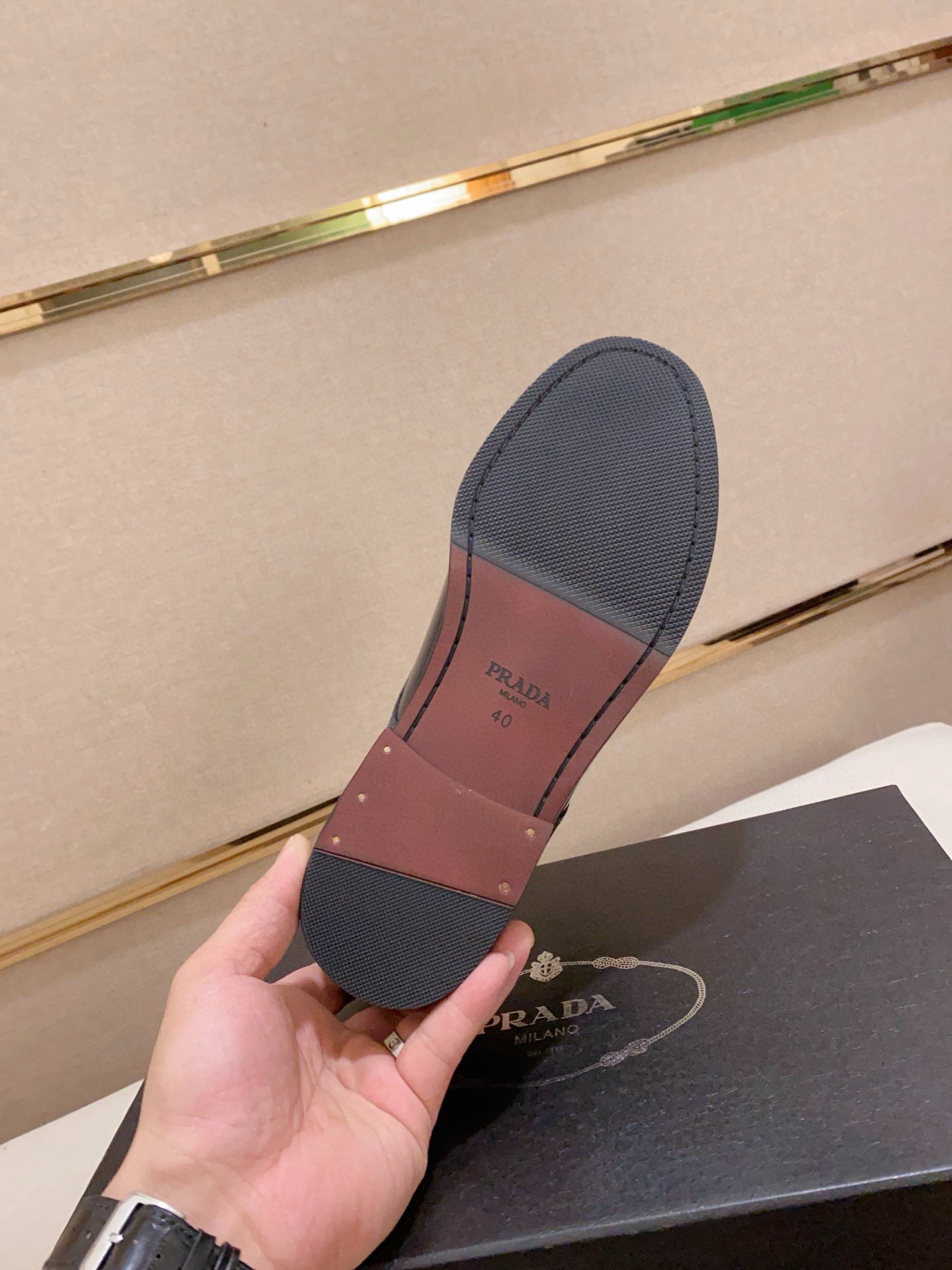 Prada Men's Leather Oxford Dress Shoes - Classic Style, Premium Comfort 10 i1742109641992 6921 0 8