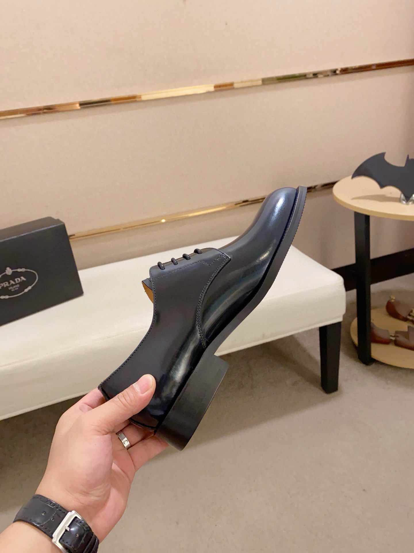 Prada Men's Leather Oxford Dress Shoes - Classic Style, Premium Comfort 6 i1742109641994 5374 0 4